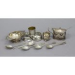A late Victorian silver quaich with pierced flat handles, 2¼” dia., London 1897 by Stokes &