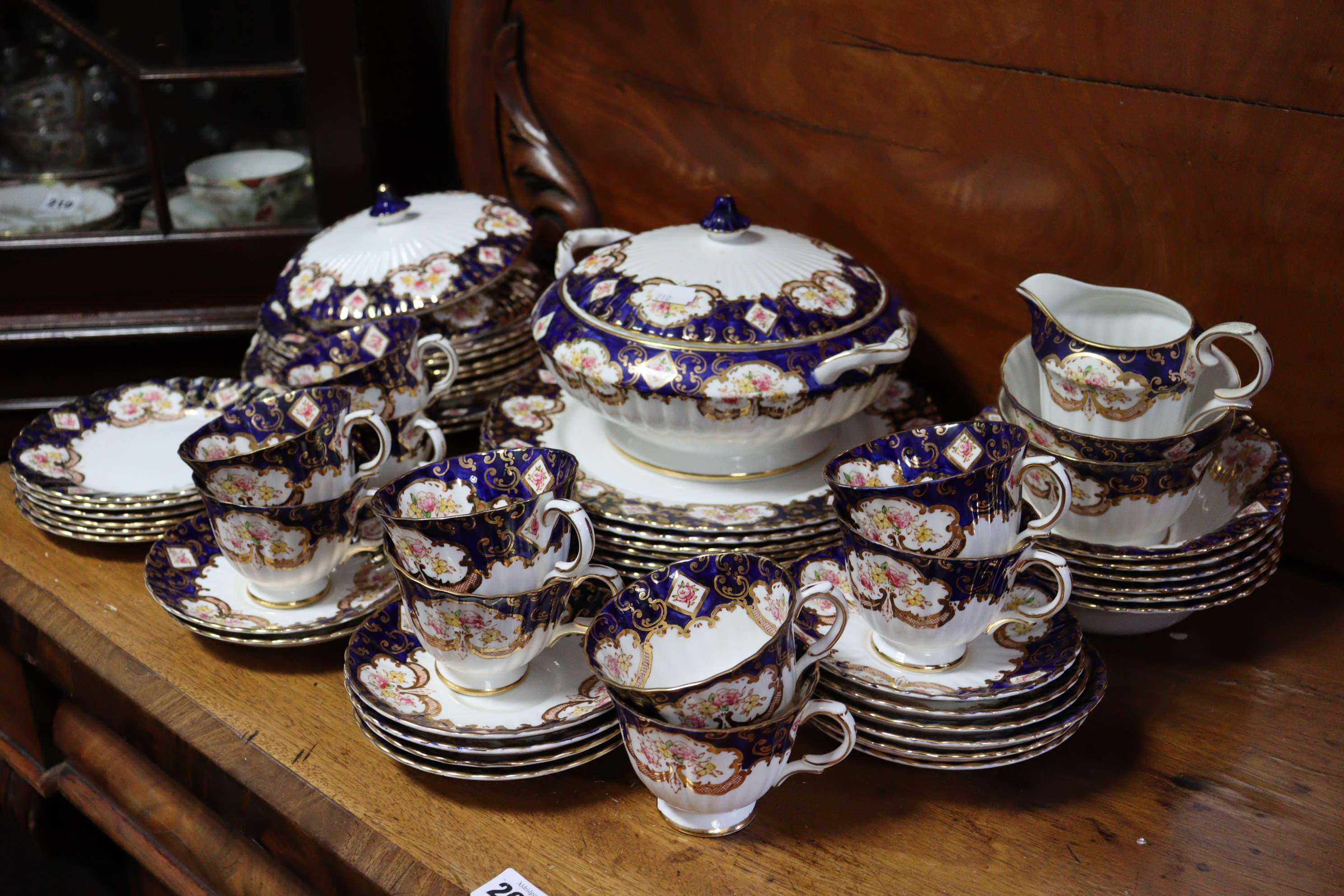 A Royal Stafford bone china “Heritage” fifty-six piece part dinner & tea service; a Japanese - Image 4 of 6