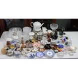 Fourteen various bird ornaments; together with various other items of decorative china, glassware,