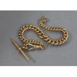 A 9ct. gold albert of curb links, with bar (detached); 8” long. (28.9 gm).