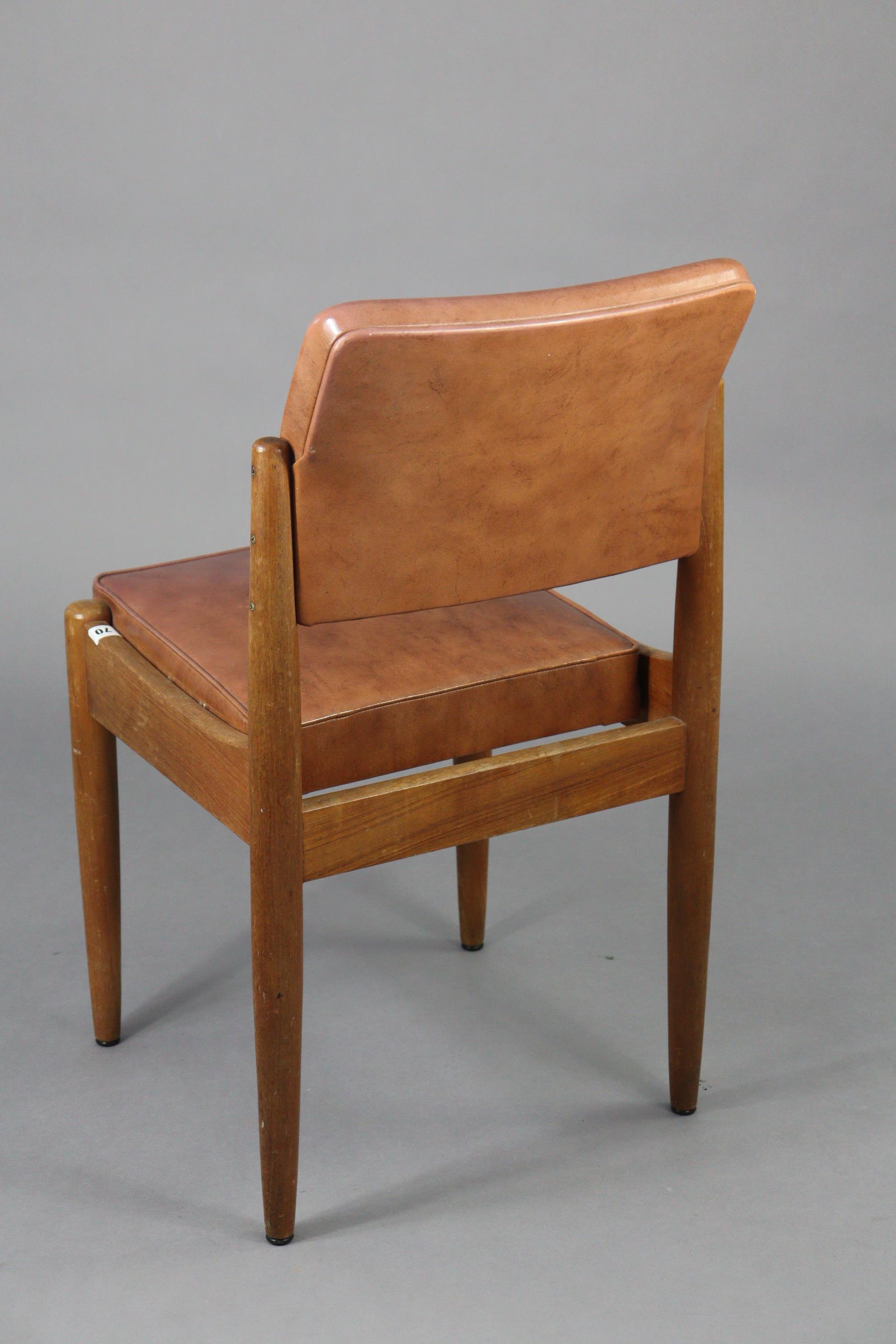 A mid-20th century teak side chair with a padded seat & back upholstered pig skin, & on round - Image 3 of 4