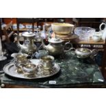 Various items of platedware, metalware, etc.