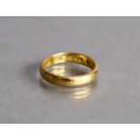 A 22ct gold wedding band, size L, 4.2g.