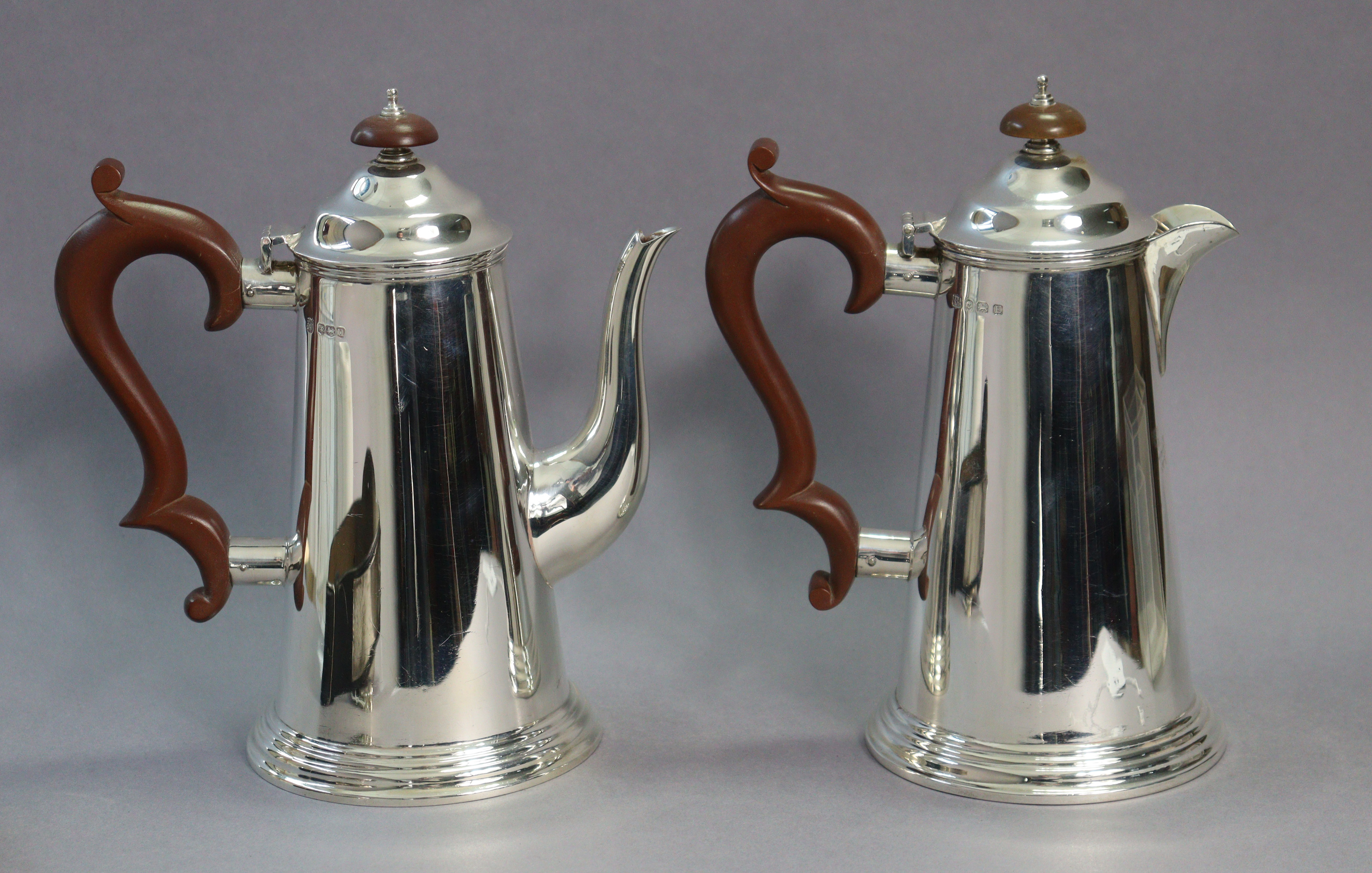 A George IV silver coffee pot of plain round tapered form with domed hinged cover & on moulded foot, - Image 2 of 5