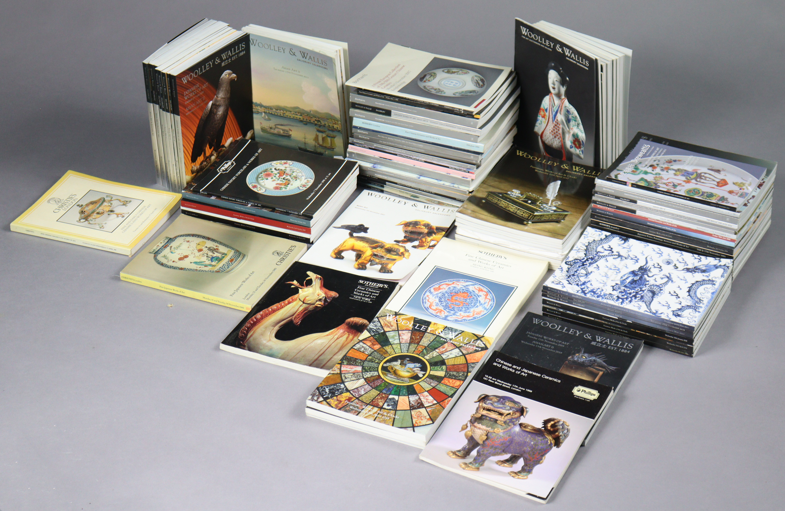 A collection of approx. 90 auction catalogues mostly relating to Asian Art, Chinese porcelain, &