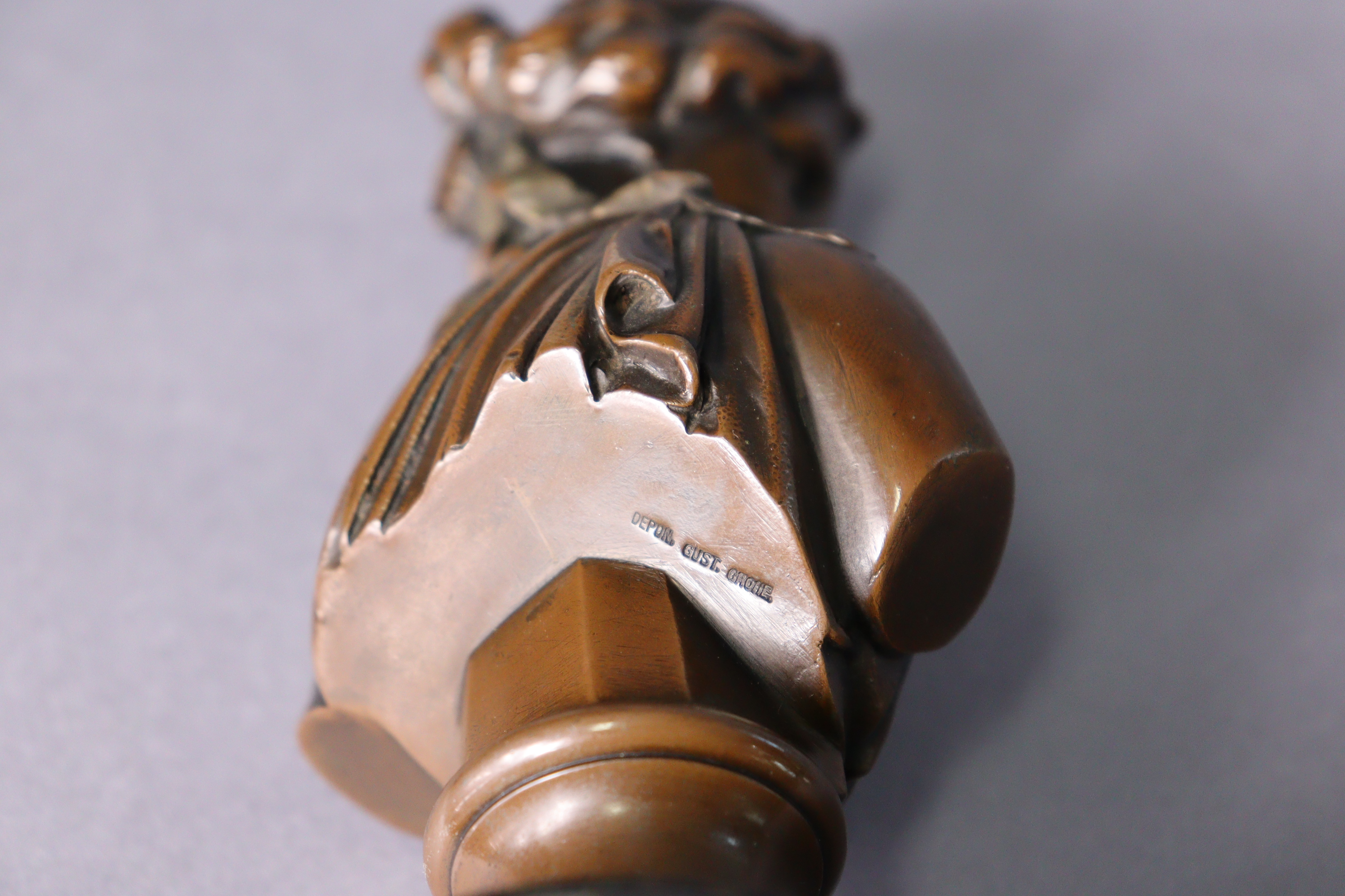 A bronze bust of a lady looking to her right, inscribed “Depon. Gust. Grohe.”, on round socle, 9¼” - Image 4 of 5