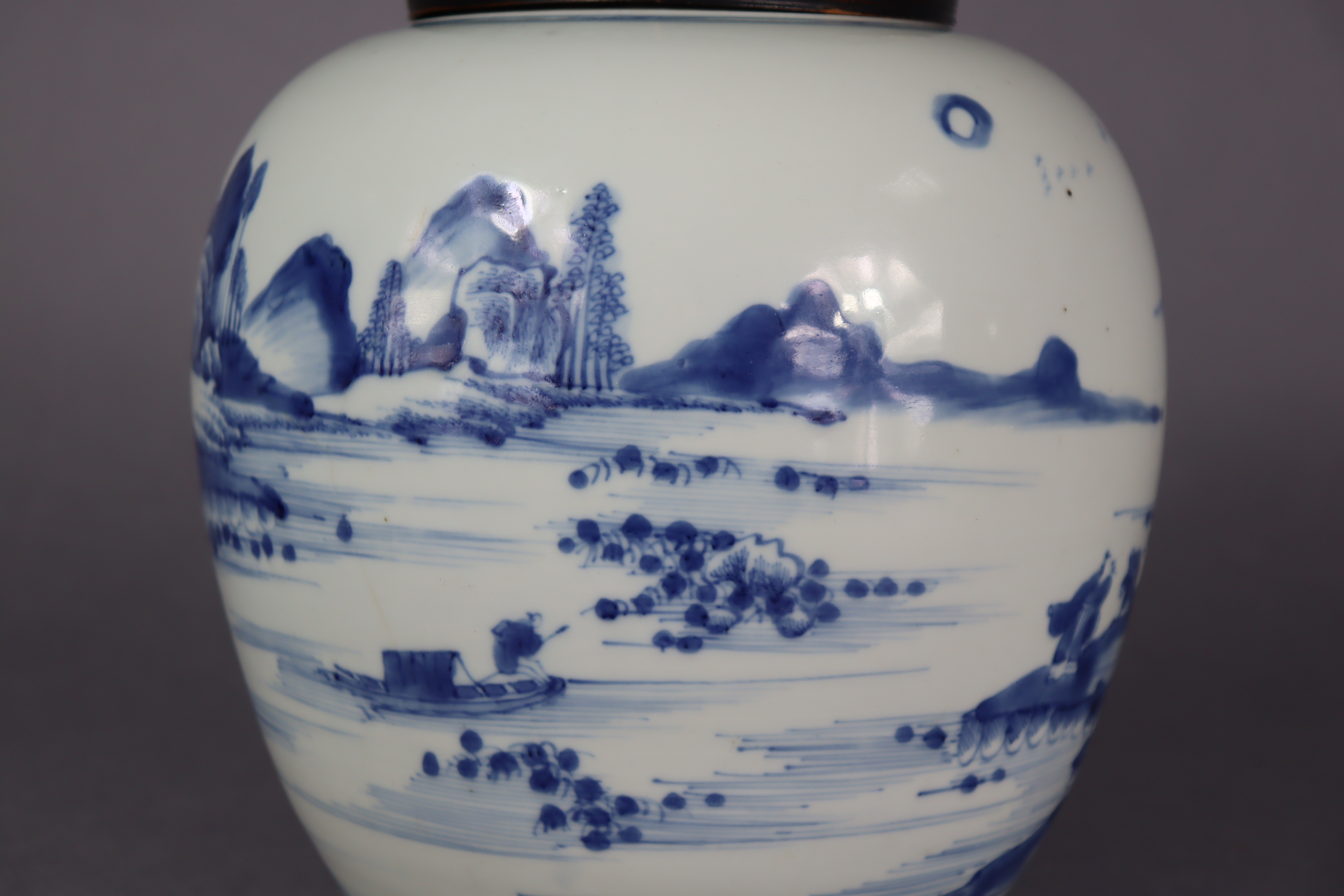 An 18th century Chinese blue & white porcelain ginger jar painted with a continuous landscape, & - Bild 7 aus 15