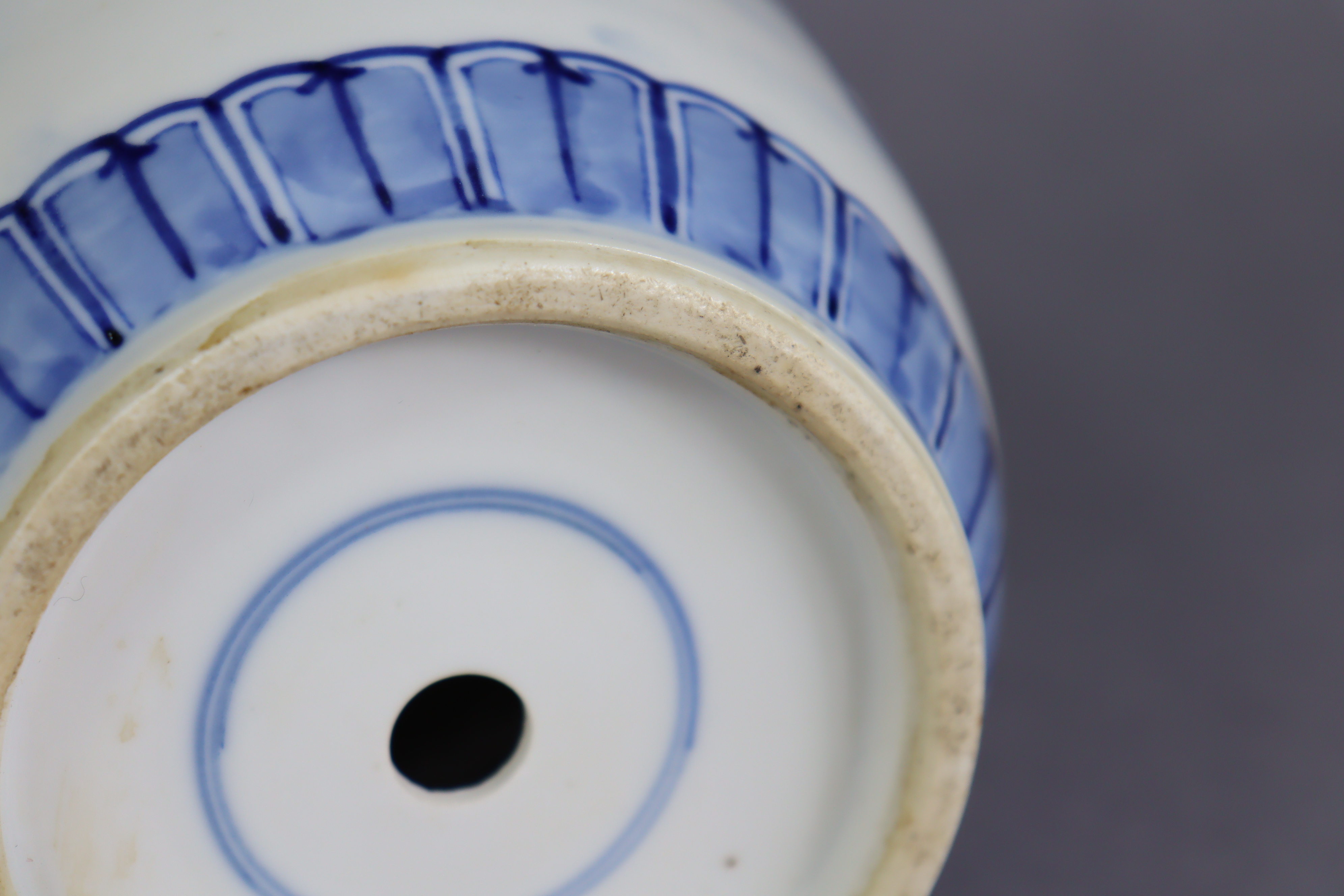 A pair of 19th century Chinese blue & white porcelain vases of ovoid form, with tall cylindrical - Image 9 of 10