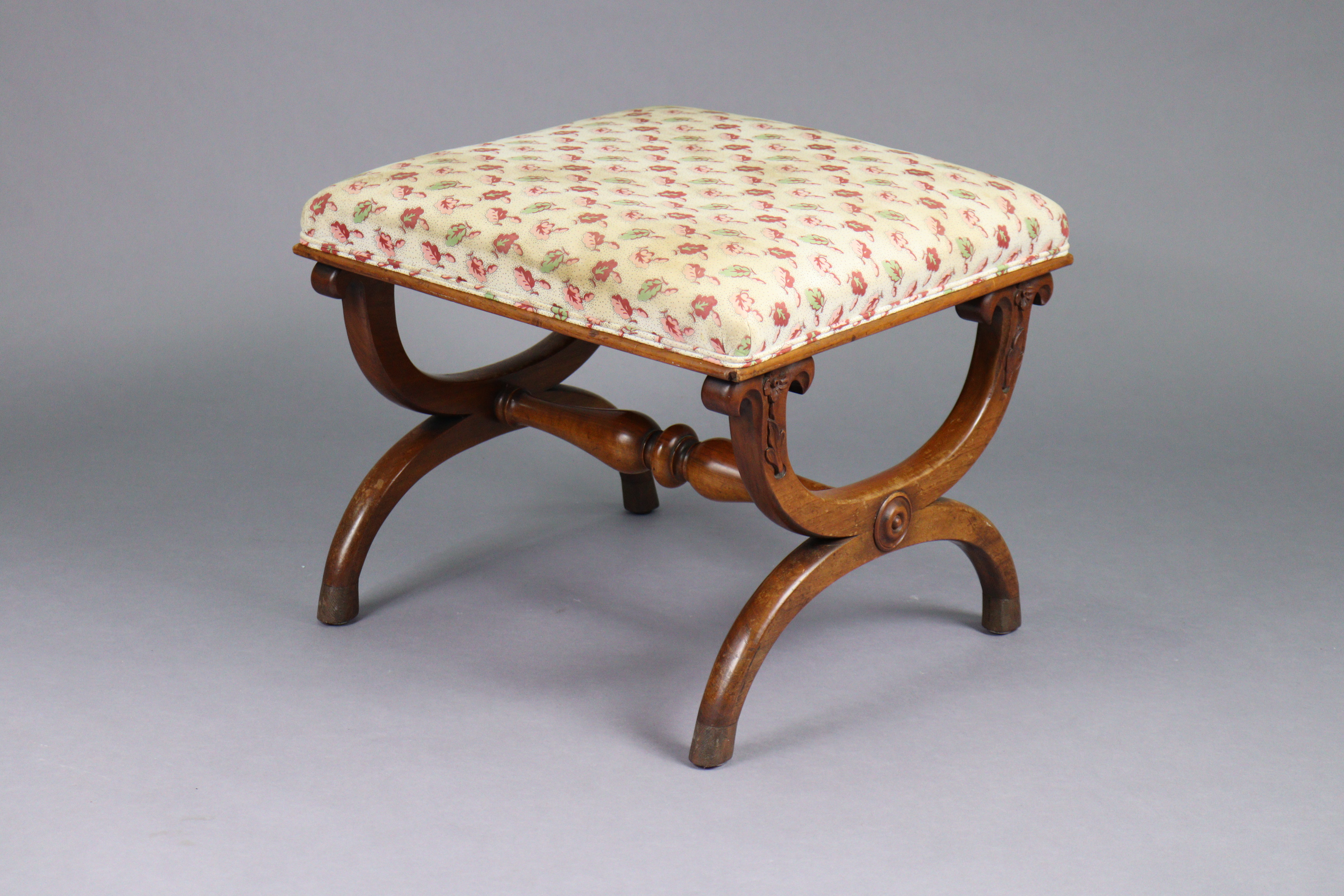 An early 19th century mahogany stool with padded rectangular seat upholstered cream leaf & - Image 2 of 4