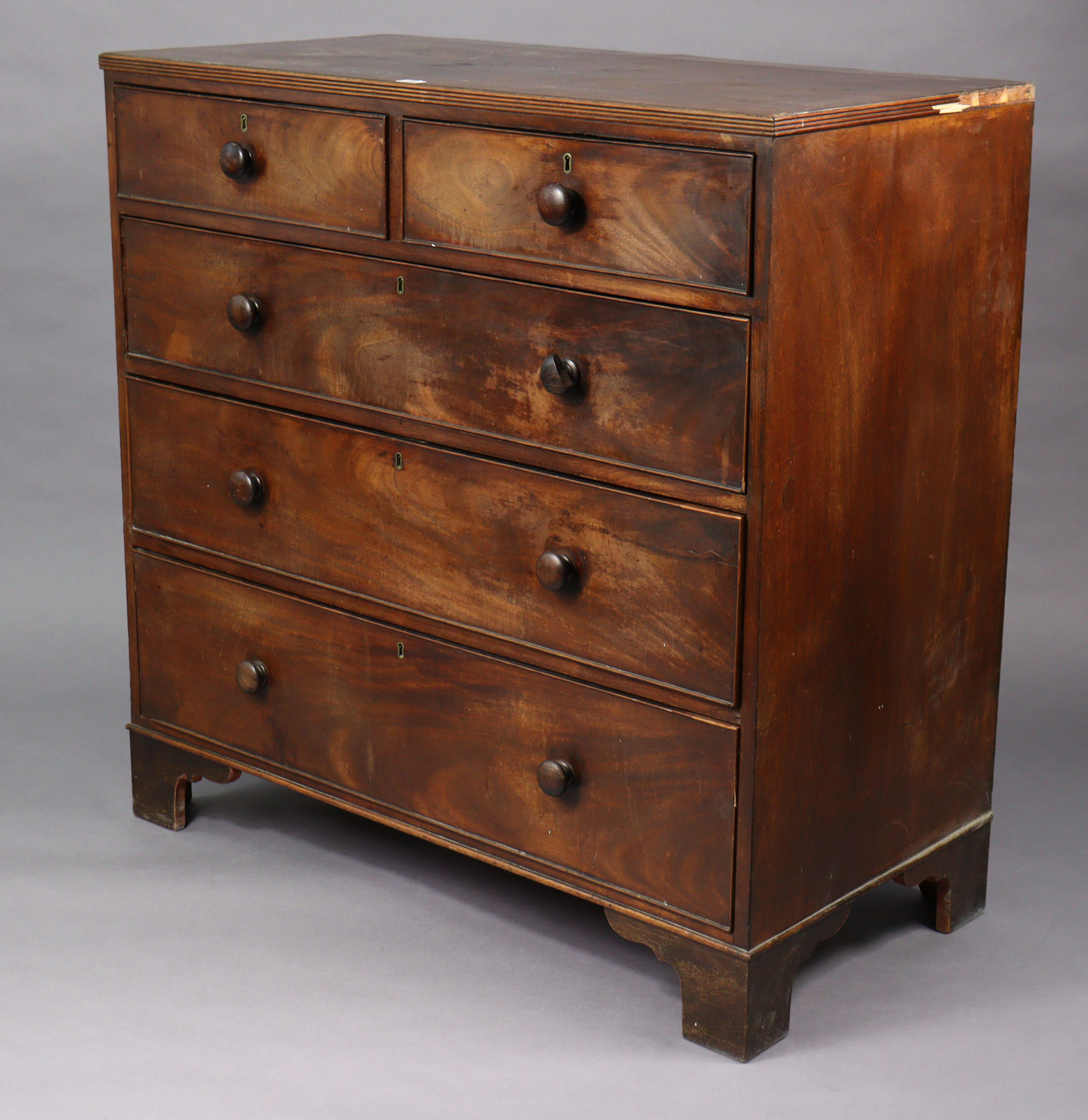 A 19th century mahogany chest fitted two short & three long graduated drawers with tuned knob - Image 3 of 7