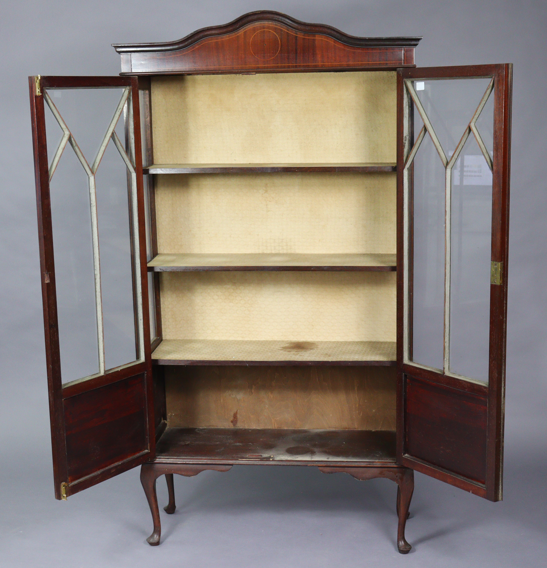 An Edwardian inlaid-mahogany tall china display cabinet fitted three shelves enclosed by a pair of - Image 2 of 3