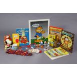 Various Garfield & Snoopy character figures, books, etc.