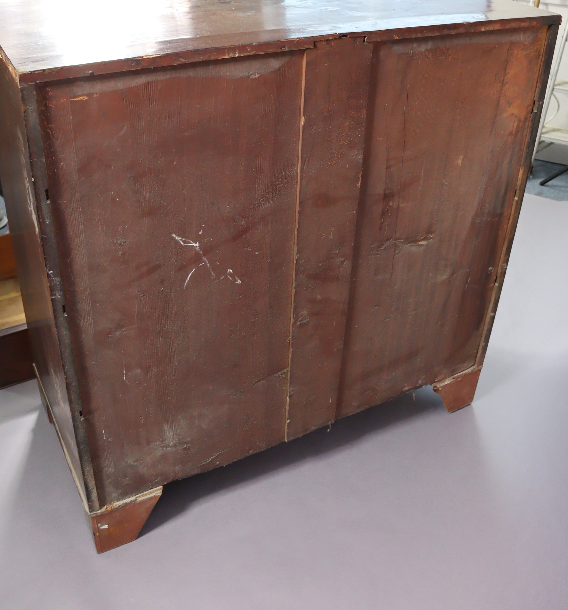 A 19th century mahogany chest fitted two short & three long graduated drawers with tuned knob - Bild 7 aus 7