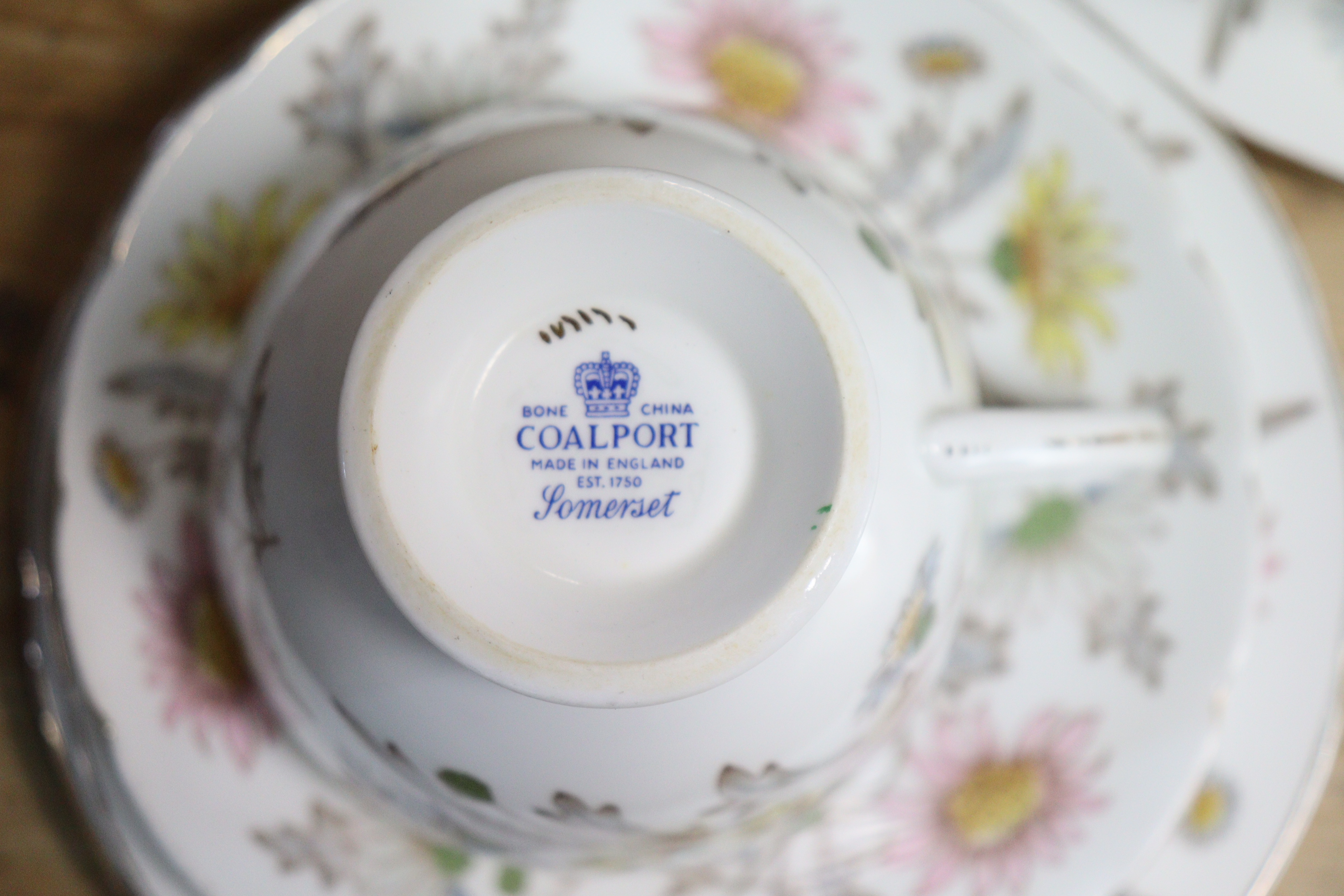 A Coalport bone china “Somerset” twenty-one piece part tea service; & a “Diamond Rose” fifteen piece - Image 2 of 3