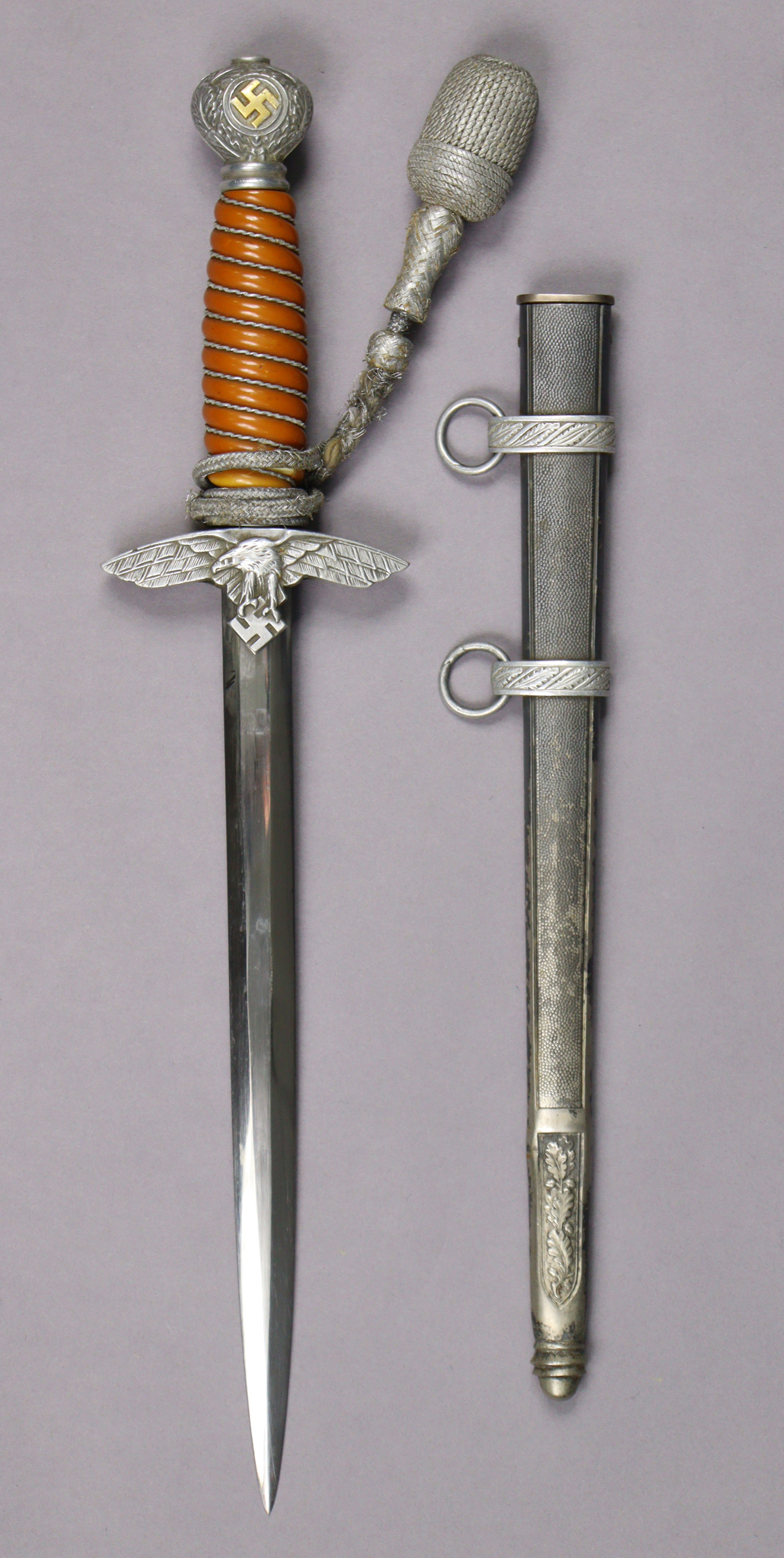 A WWII GERMAN SECOND PATTERN LUFTWAFFE CEREMONIAL DAGGER BY SMF OF SOLINGEN, with eagle and swastika