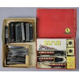 A Trix Twin B.R. Passenger train set, boxed, and various ditto accessories.