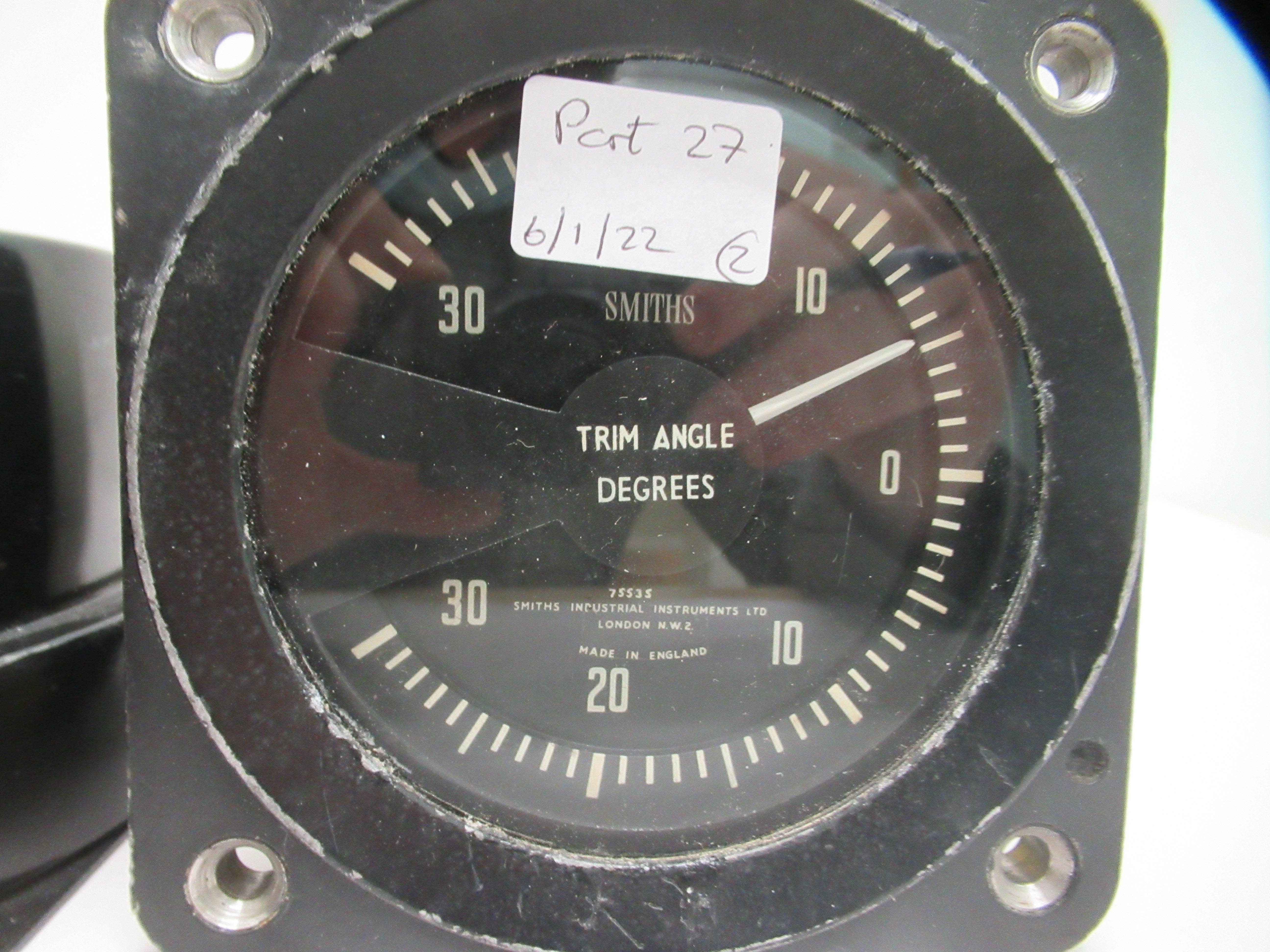 A Harland & Wolff submarine depth indicator; and a Smith's submarine trim indicator - Image 2 of 5