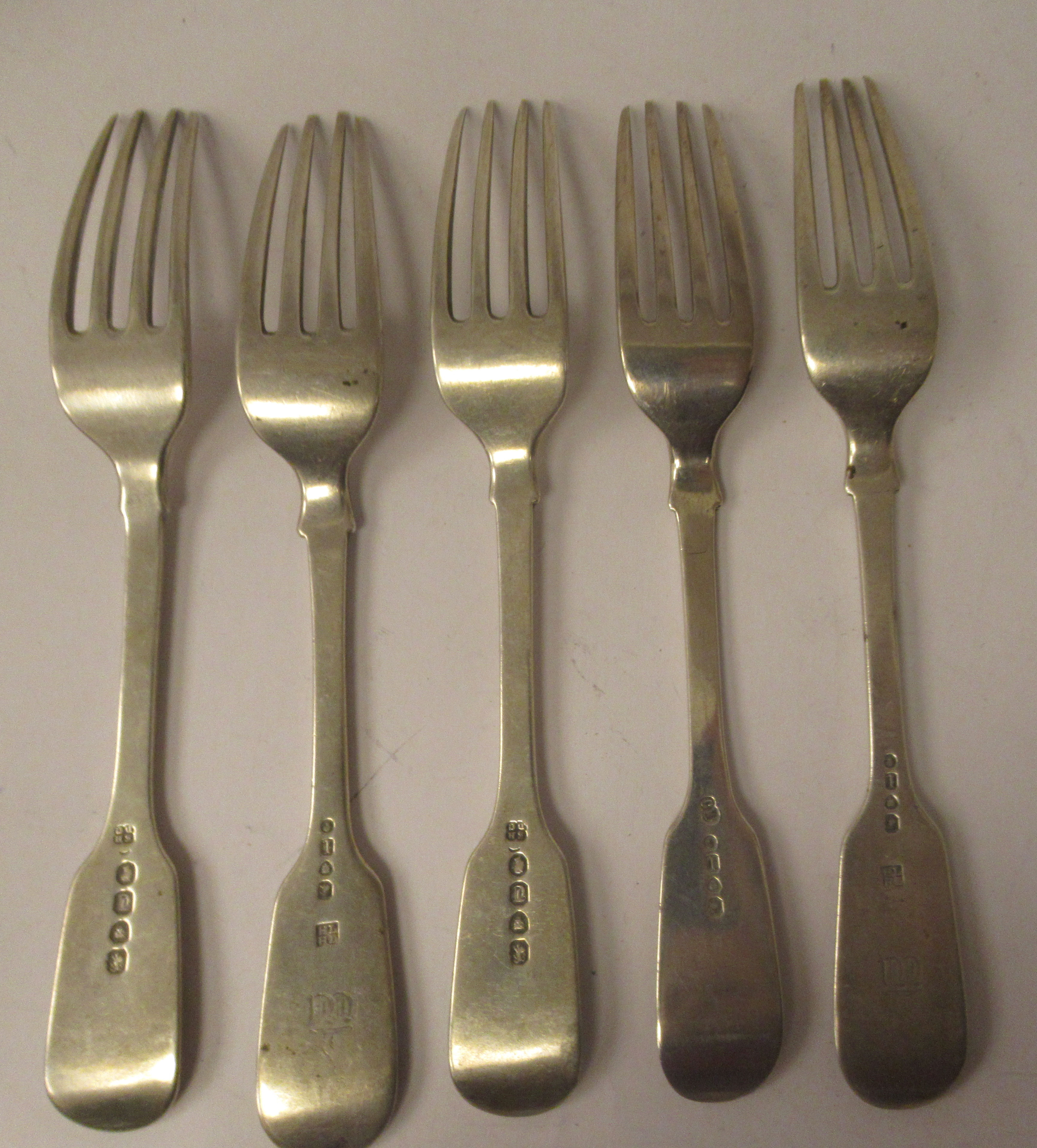A matched set of five 19thC silver fiddle pattern dessert forks  mixed marks - Image 4 of 6