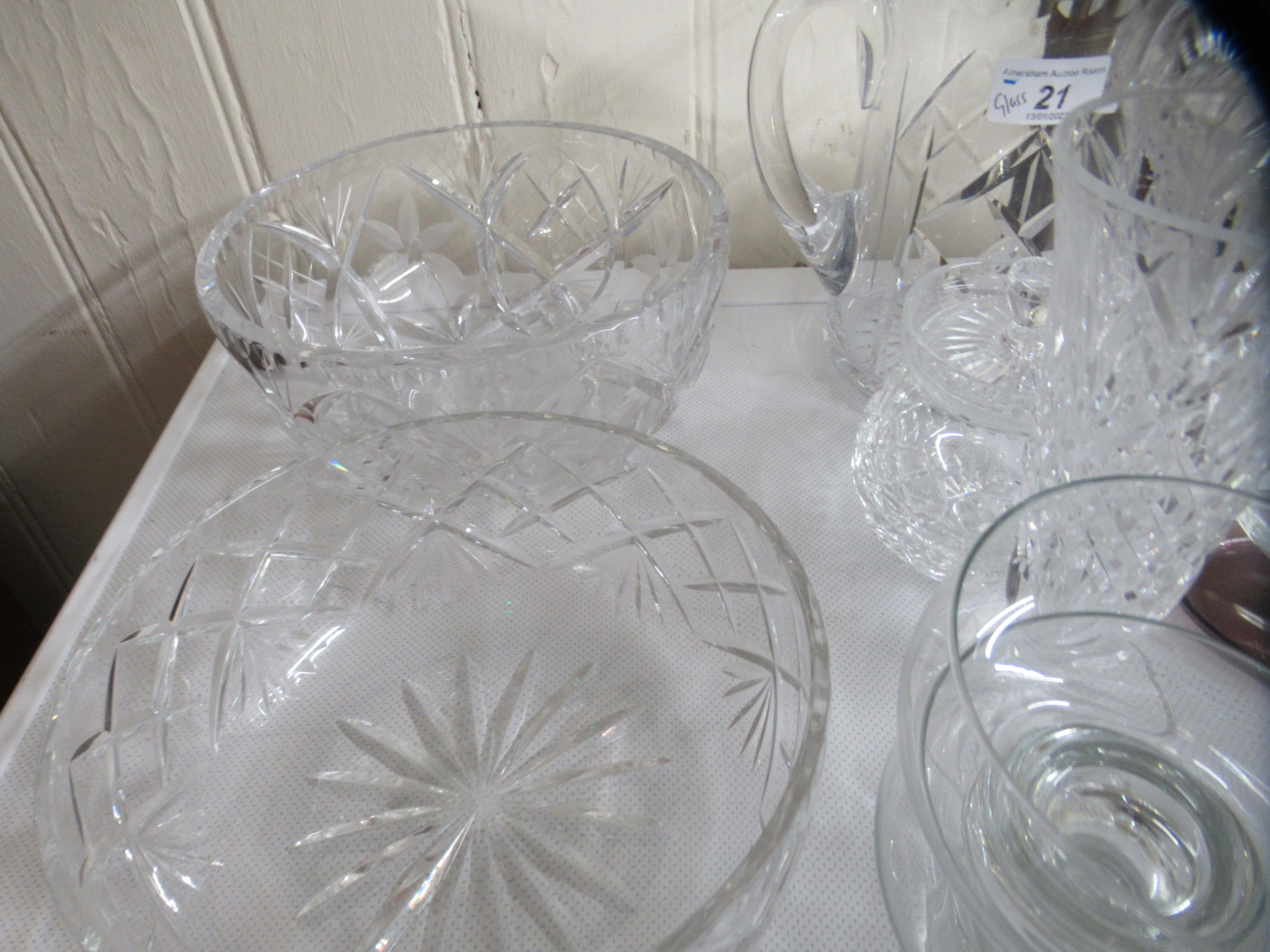 Domestic glassware: to include fruit bowls  largest 18"dia - Image 4 of 4