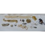 Costume jewellery and items of personal ornament: to include simulated pearls; and gold plated