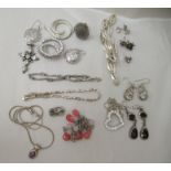 Silver coloured metal jewellery: to include various earrings