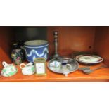 A mixed lot: to include a Wedgwood jasperware jardinière  7"h  8"dia; a pair of Shelley china