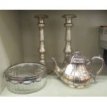 Silver plate, viz. an Elkington & Co teapot; an Edwardian glass bowl  7"dia; and a pair of loaded
