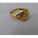 An 18ct gold signet ring