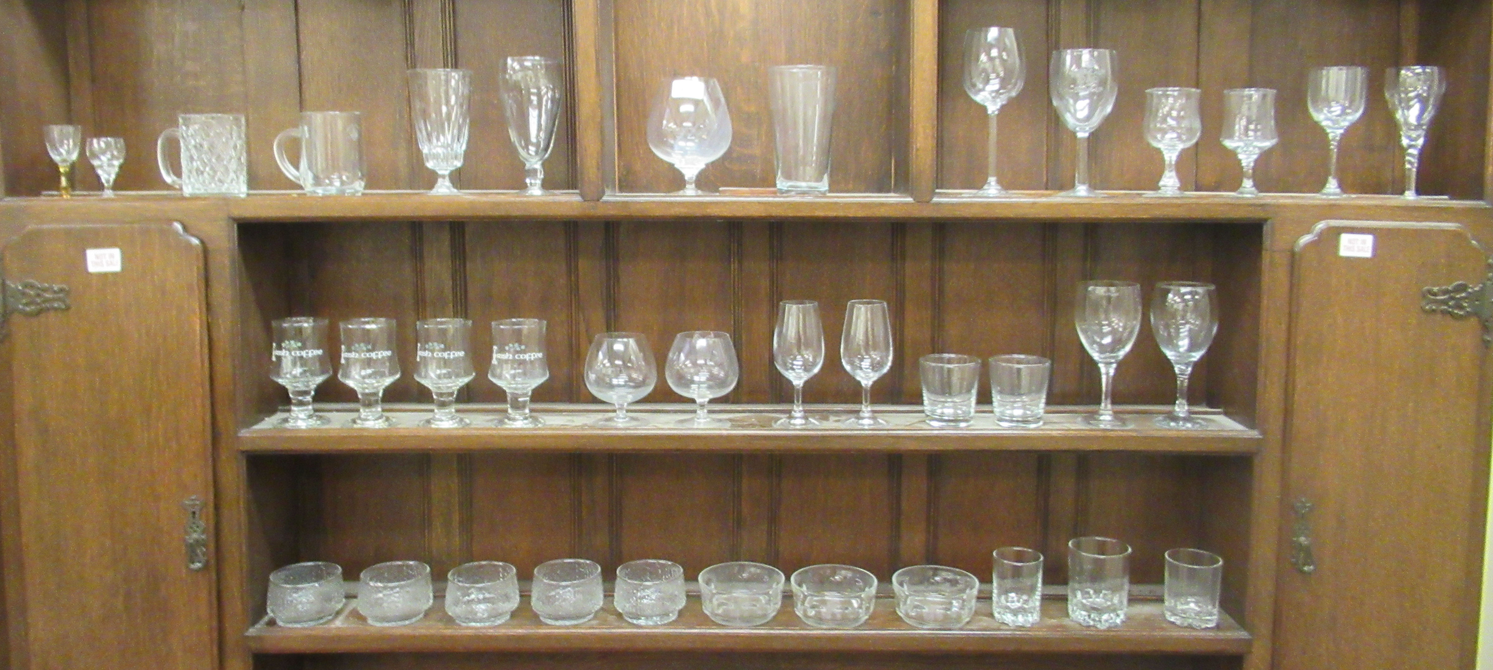 Promotional and other drinking glasses: to include Irish coffee pedestal glasses