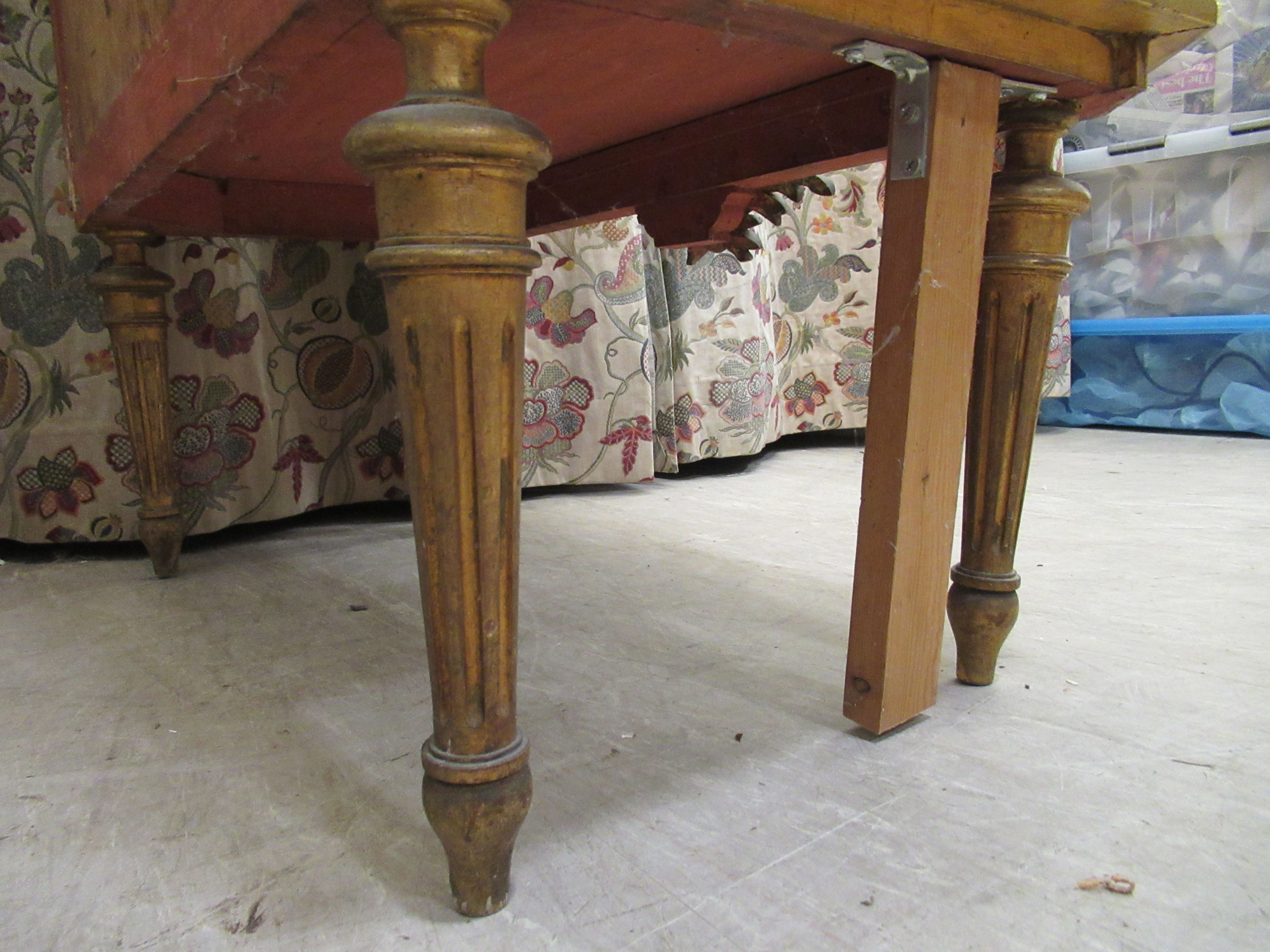 A late 19thC fully glazed giltwood and glass display cabinet with a single glazed door, surmounted - Image 7 of 8