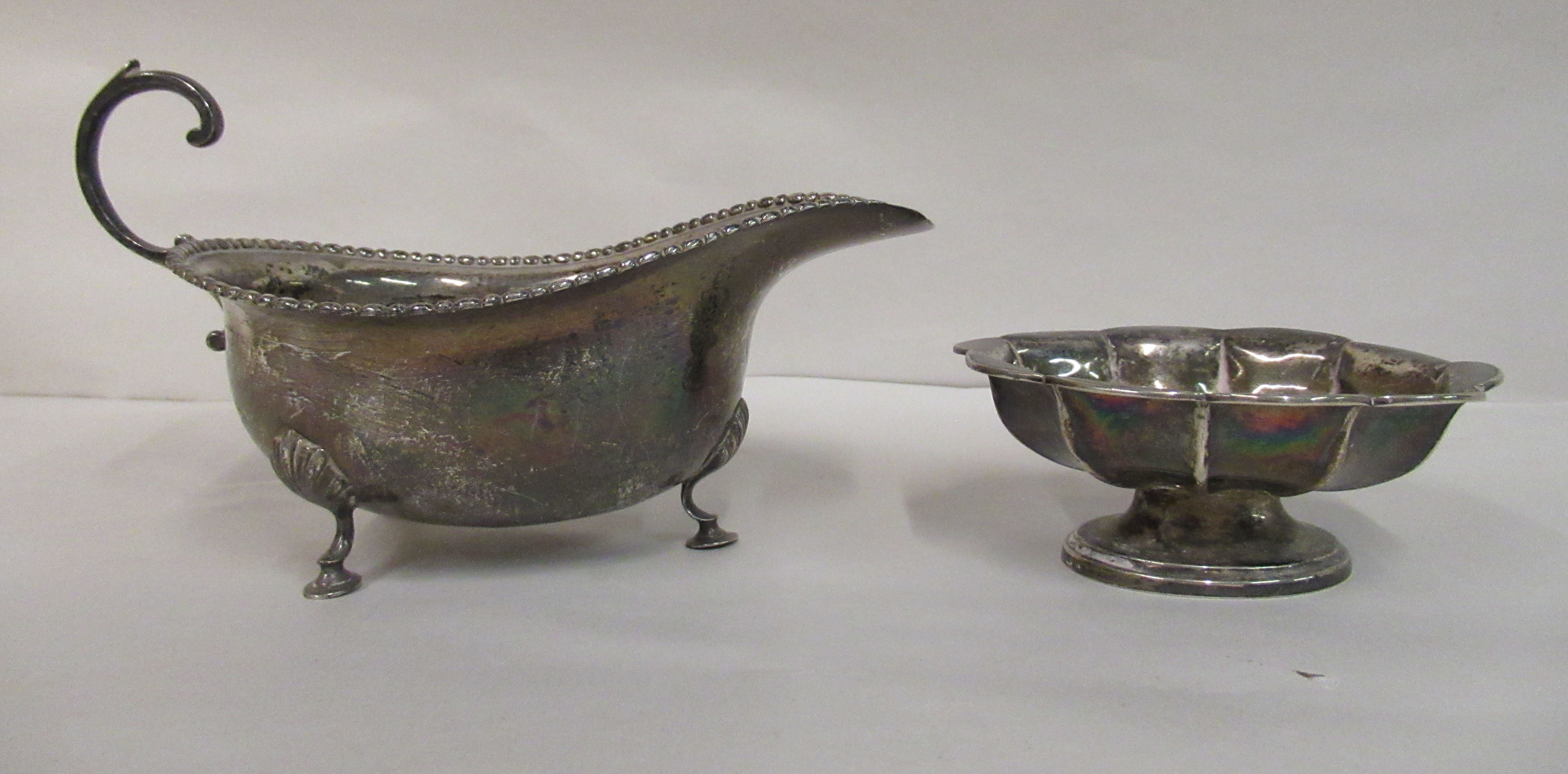 Silver and white metal collectables: to include a Mappin & Webb sauce boat  London 1913 - Image 4 of 8