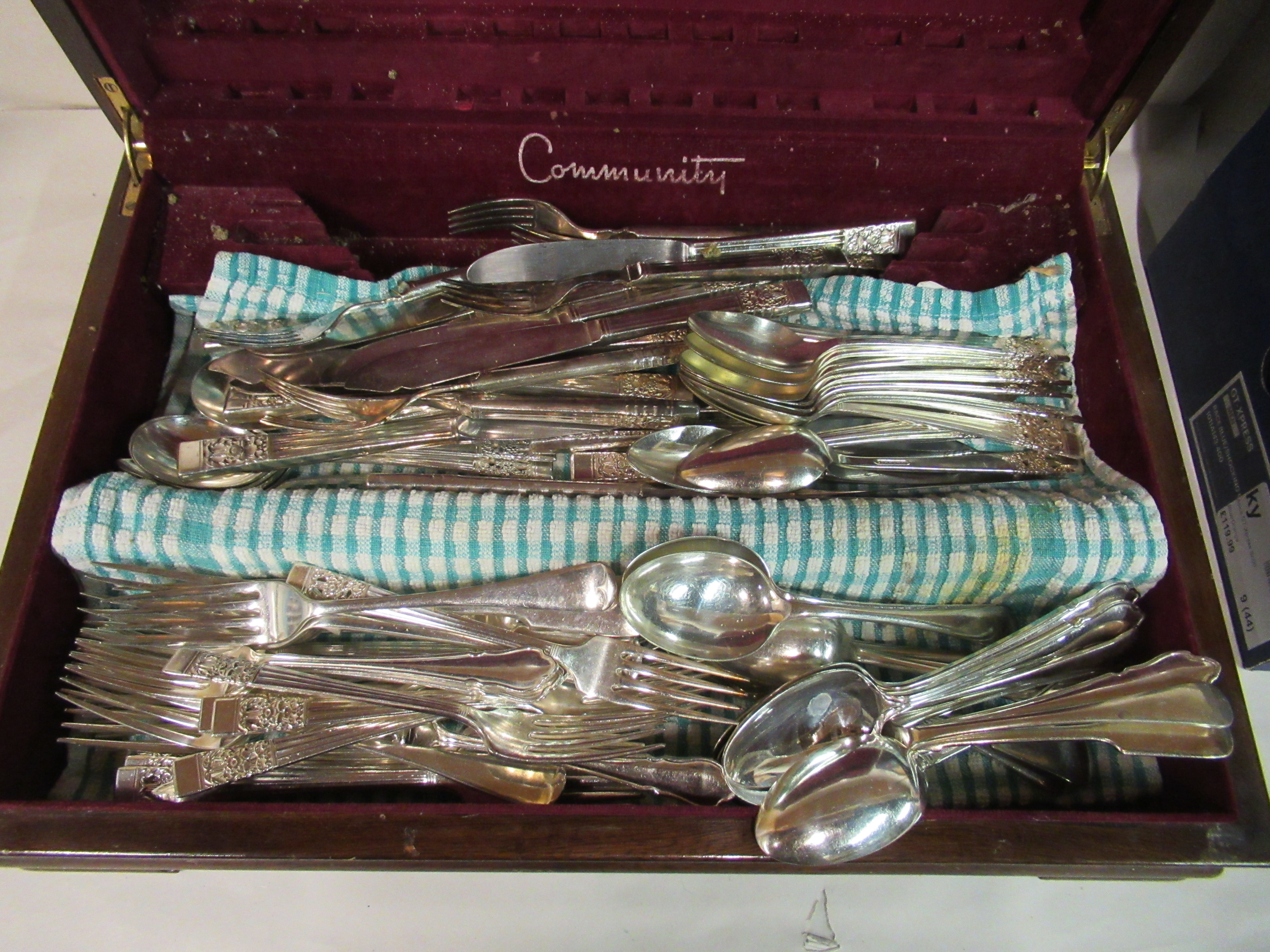 Community and other silver plated cutlery and flatware, some with stainless steel blades  various - Image 2 of 5