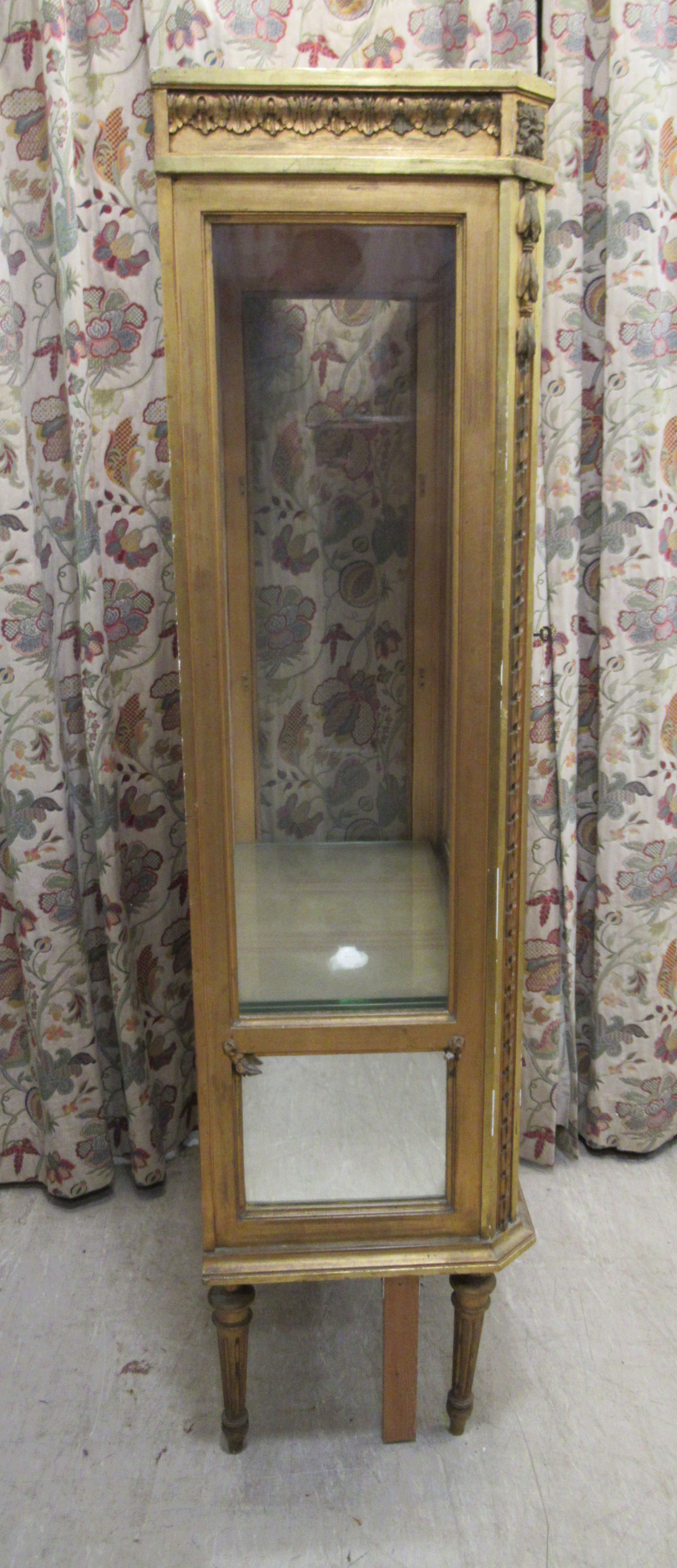 A late 19thC fully glazed giltwood and glass display cabinet with a single glazed door, surmounted - Image 6 of 8