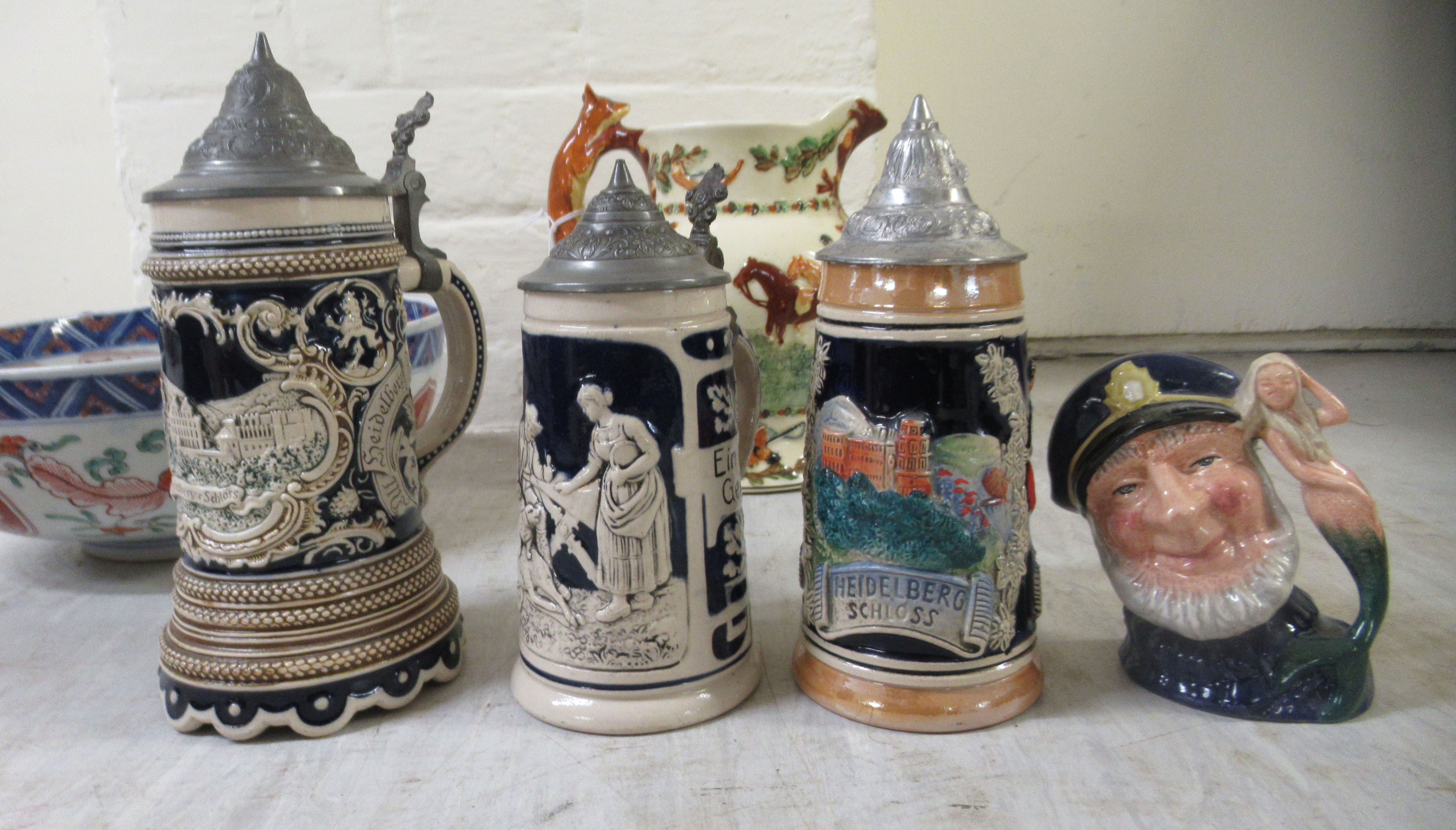 Ceramics: to include a Crown Devon china miniature jug, celebrating John Peel and the Hunt  7"h - Image 2 of 4