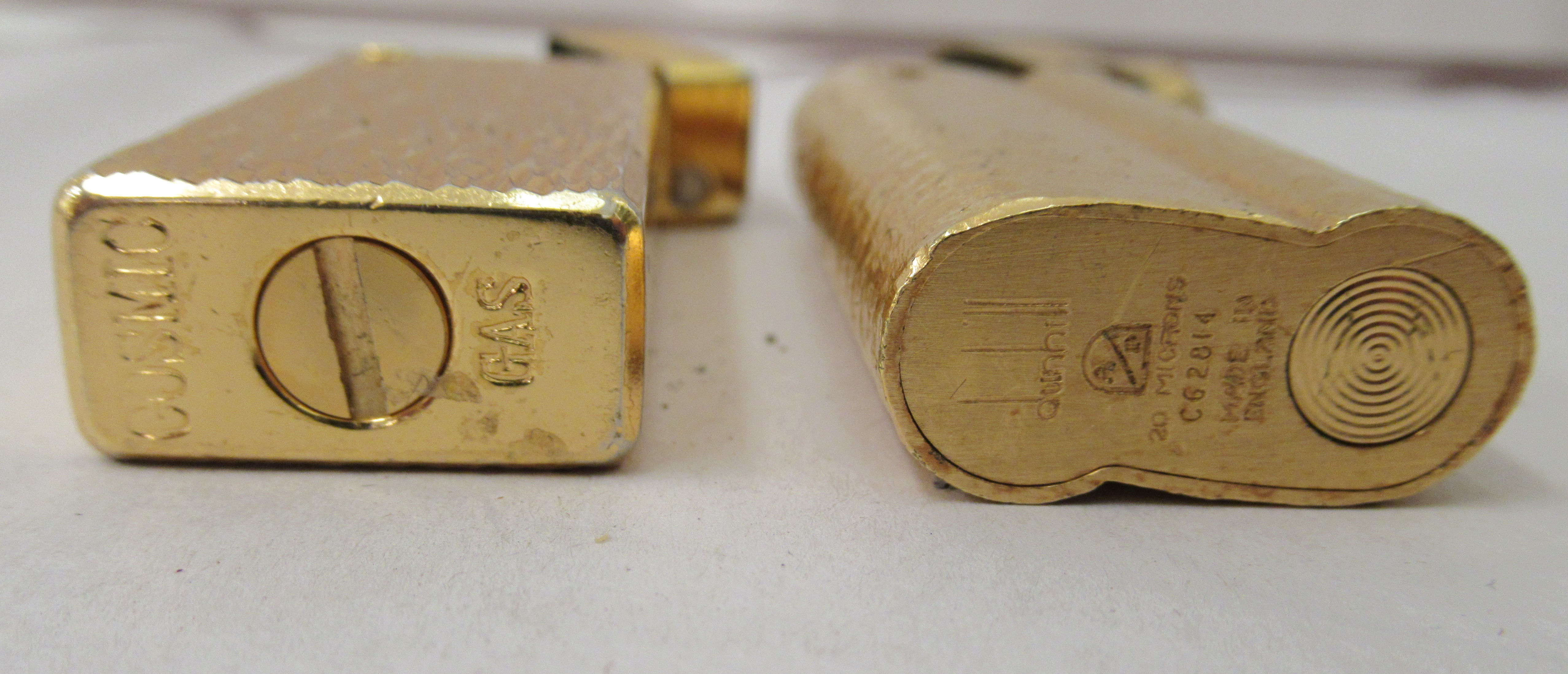 A gold plated Dunhill lighter, model no.C62814; and another gold plated example - Image 5 of 5