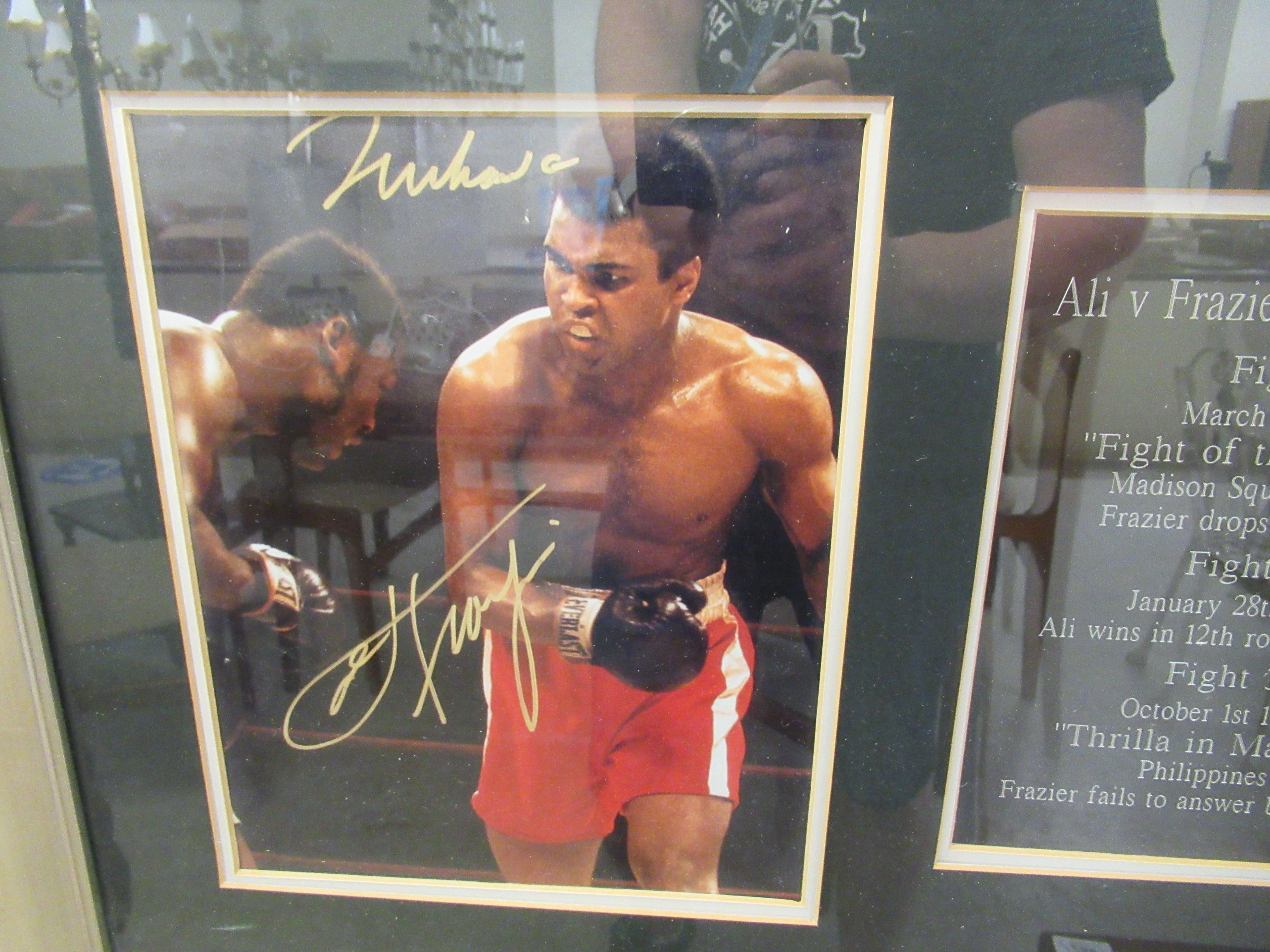 Ali V Frazer - a boxing glove and a picture, bearing signatures, in a box frame  27" x 20" - Image 2 of 3