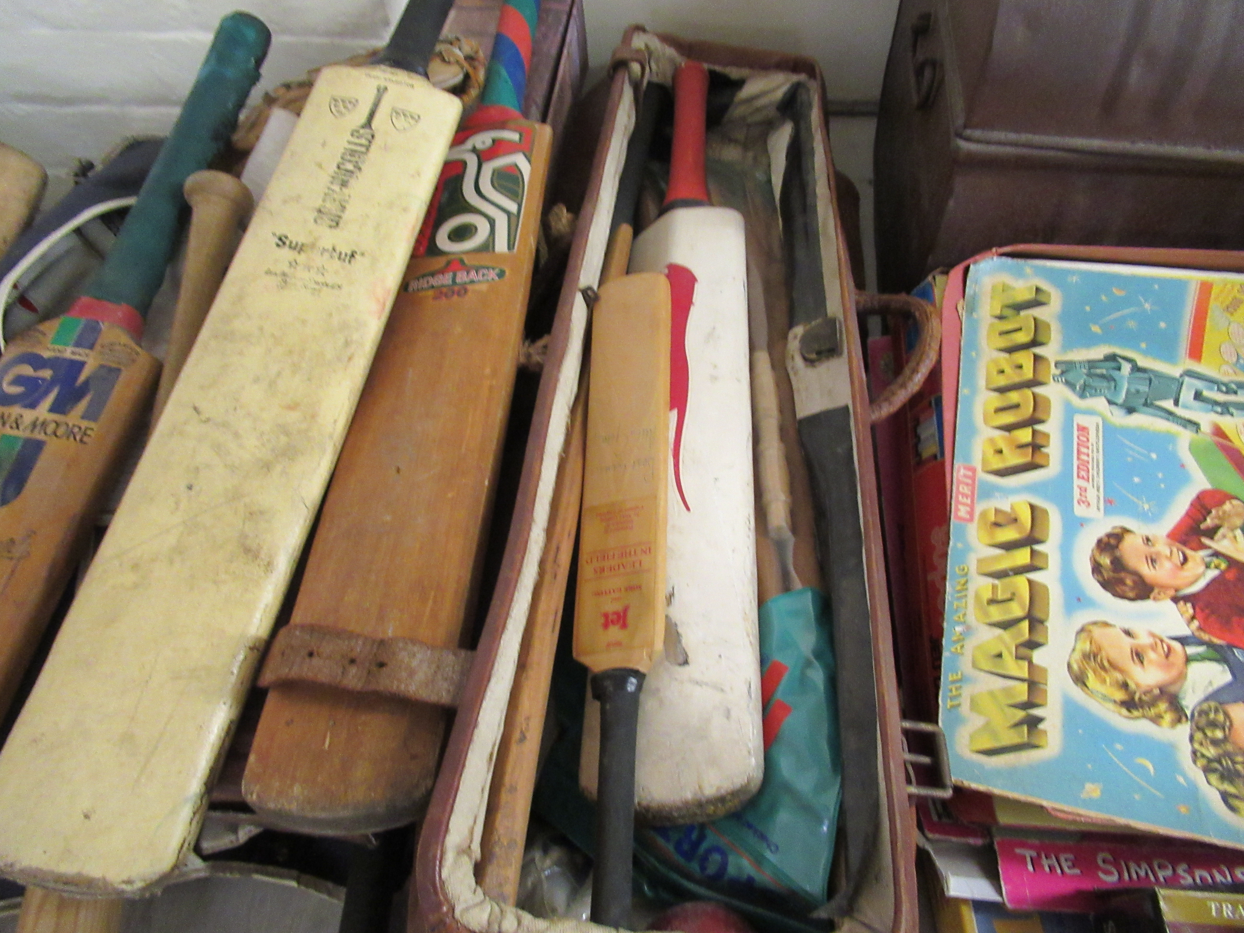 Mainly cricket related sports equipment: to include cricket bats - Image 2 of 2