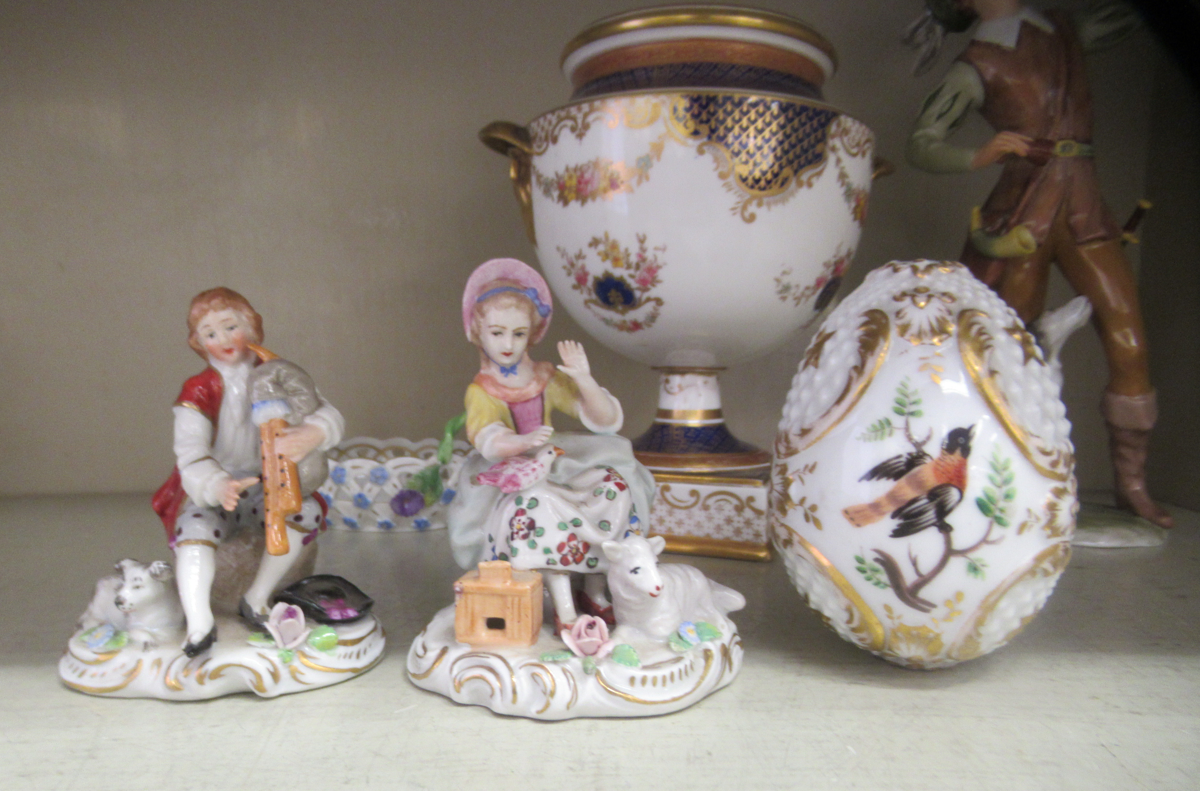 Decorative ceramics: to include a Kaiser porcelain figure, a hunter  10"h - Image 6 of 9