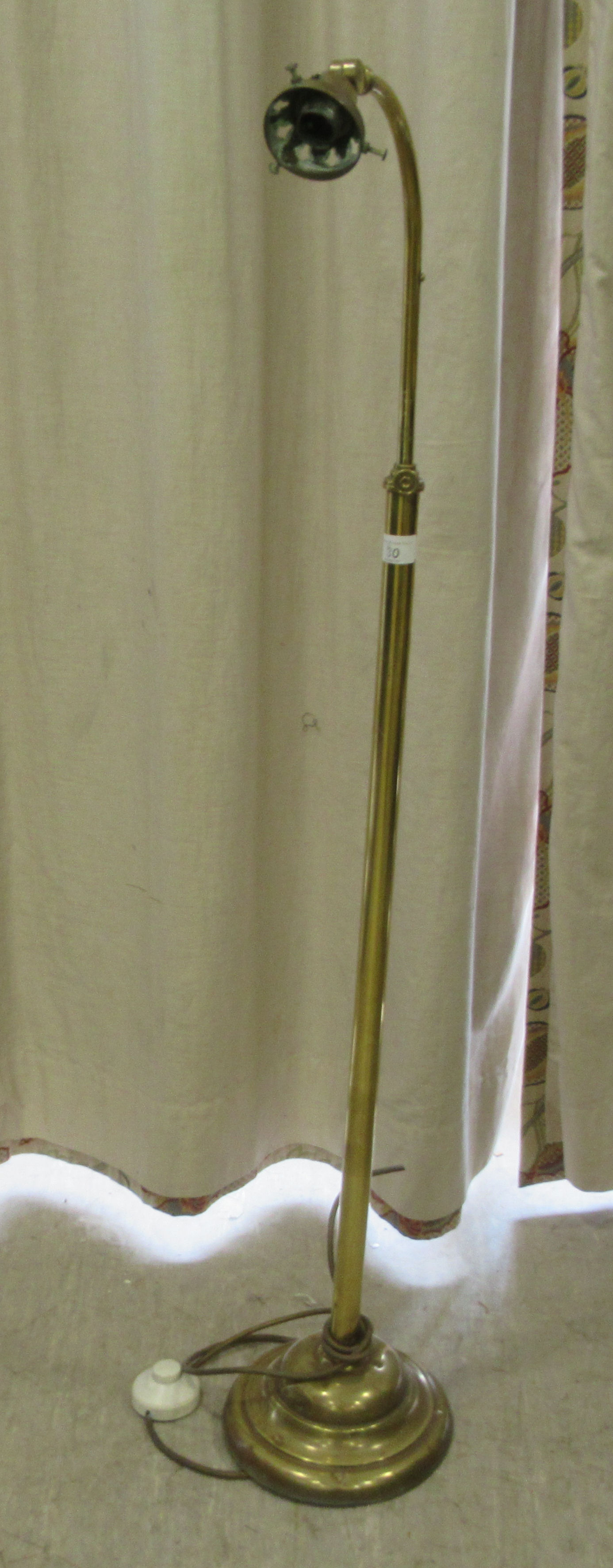 A mid 20thC lacquered brass telescopic standard lamp with an arched arm, accommodating a green glass - Image 2 of 4