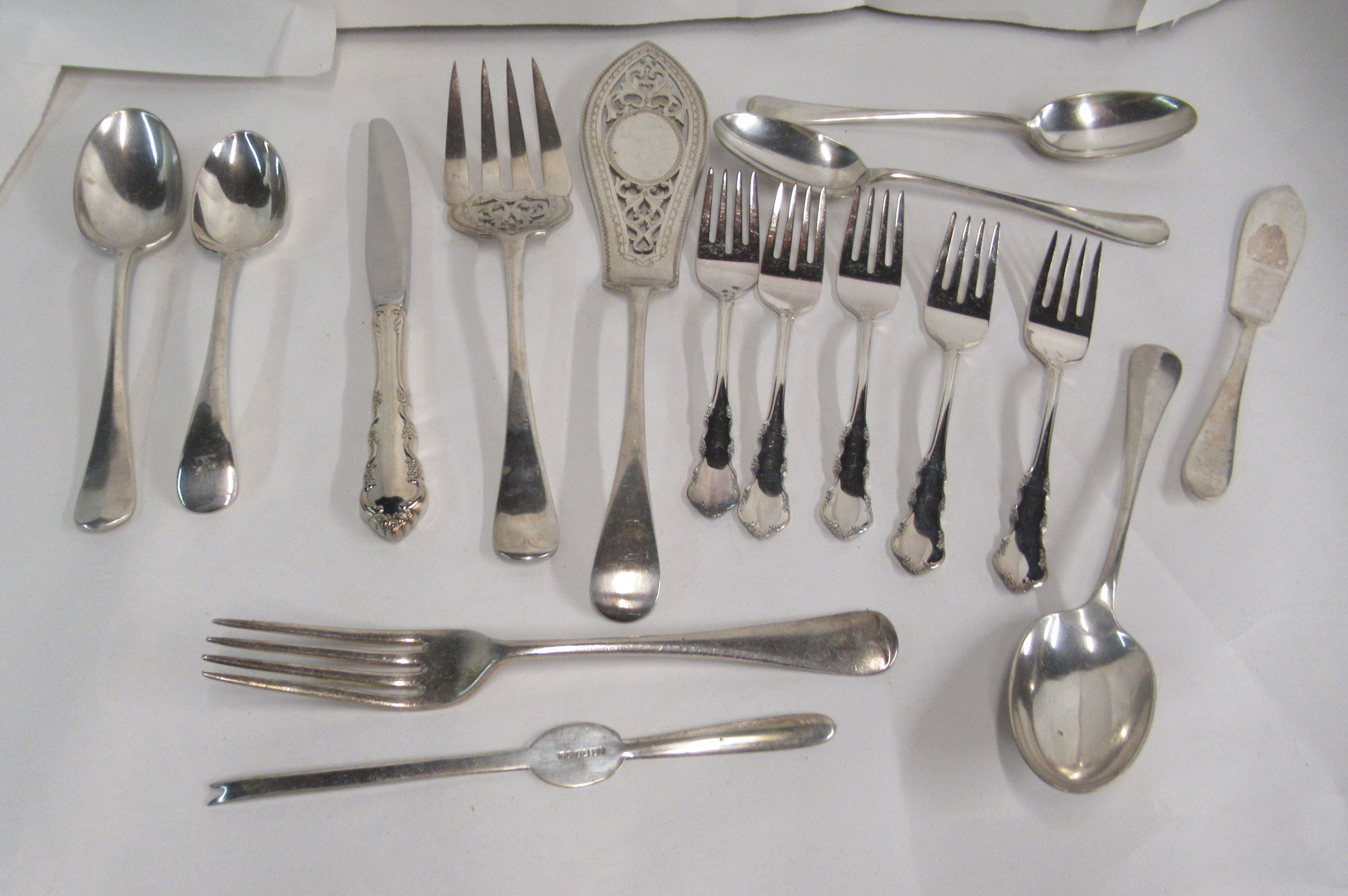 Variously patterned Mappin & Webb and other EPNS cutlery and flatware - Image 4 of 4