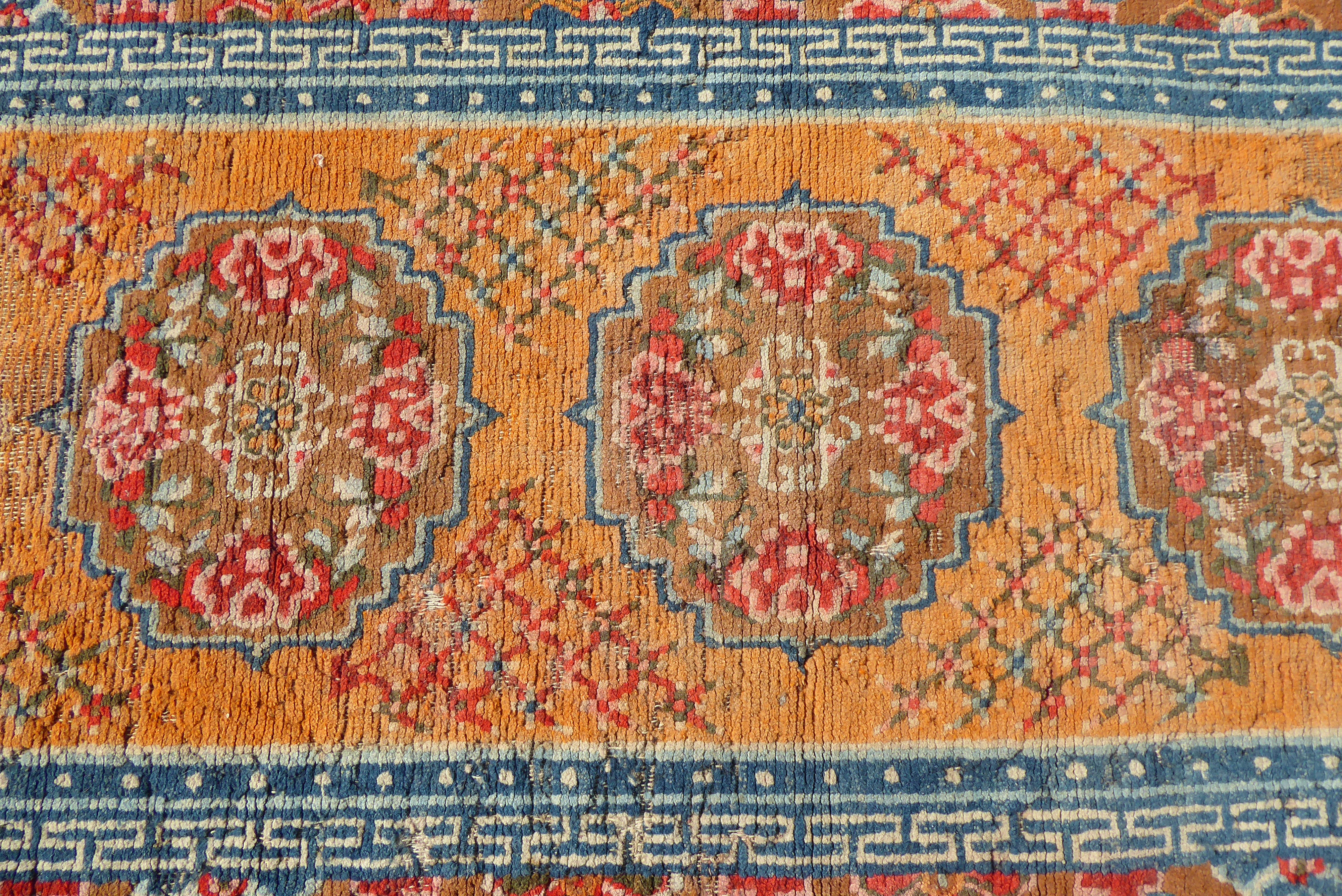 A 19thC Chinese Ning Zia rug with three medallions on a caramel coloured ground  54" x 29" - Bild 2 aus 5