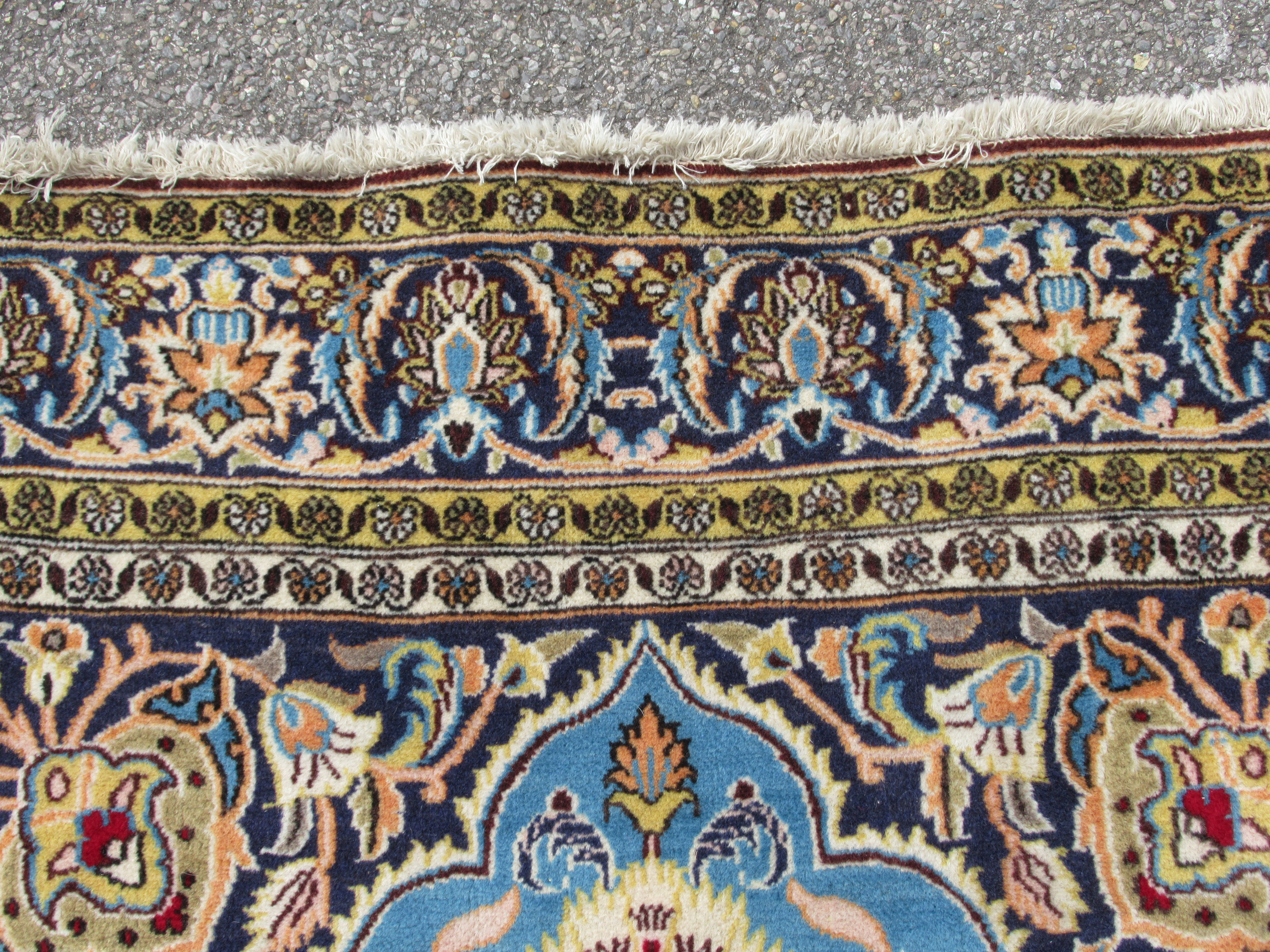 A Persian rug, decorated with exotic birds, flora and foliage, on a blue and multi-coloured - Bild 3 aus 5