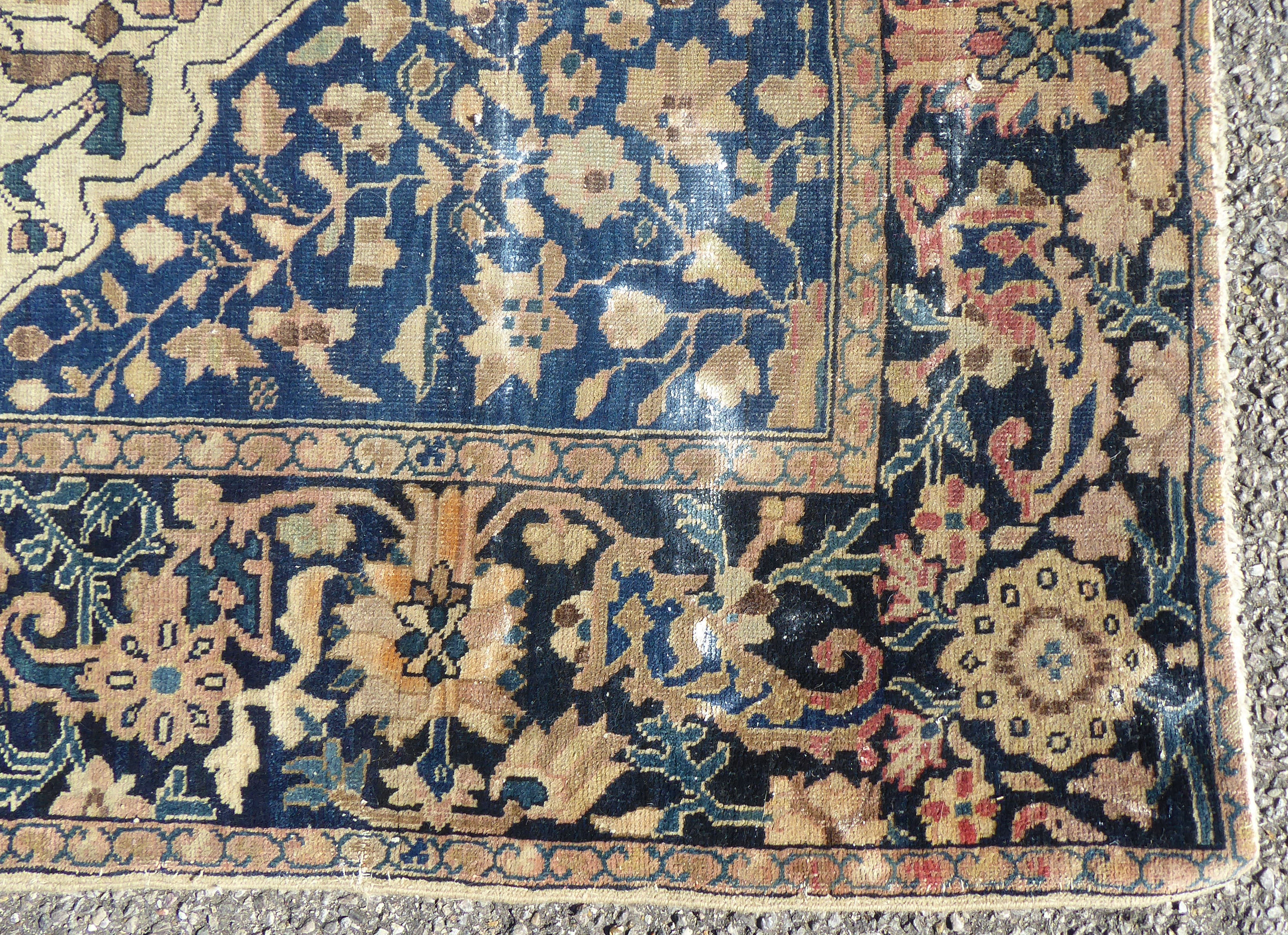 An Isfahan prayer rug with a tree-of-life design within a palmette border on a cream ground  80" x - Bild 4 aus 5