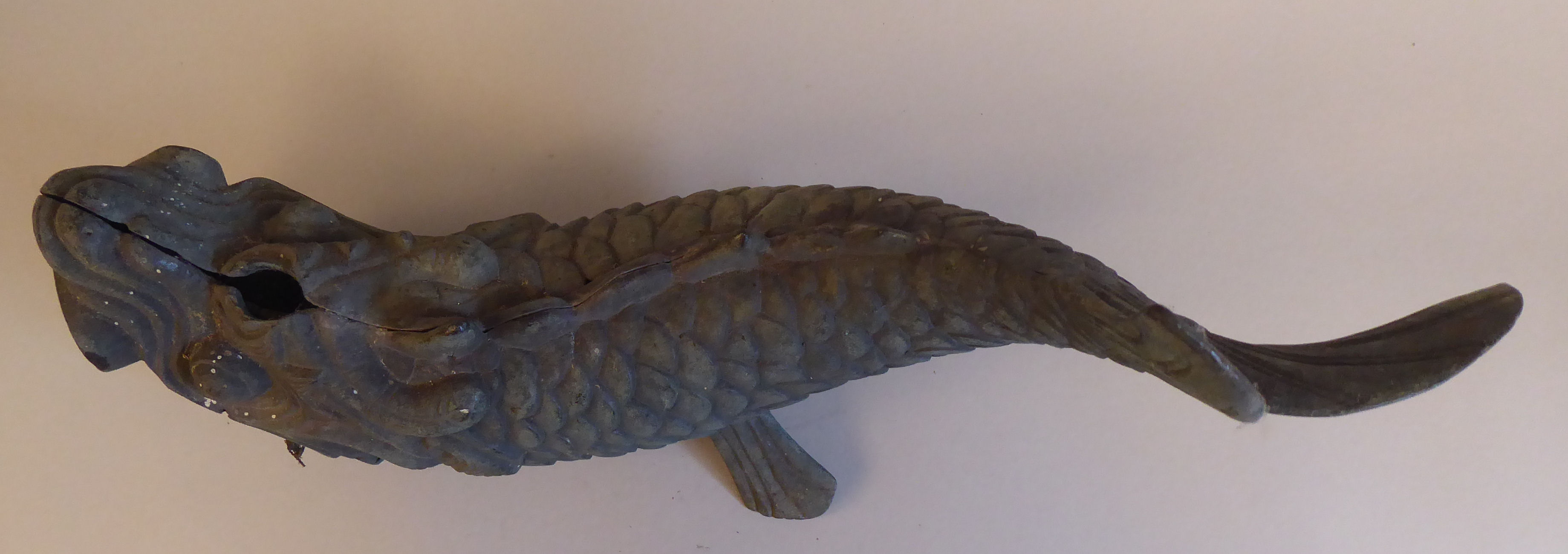 A late 19th/early 20thC Oriental cast bronze fountain head, fashioned as a 'Dragon-fish'  16"L - Image 4 of 5