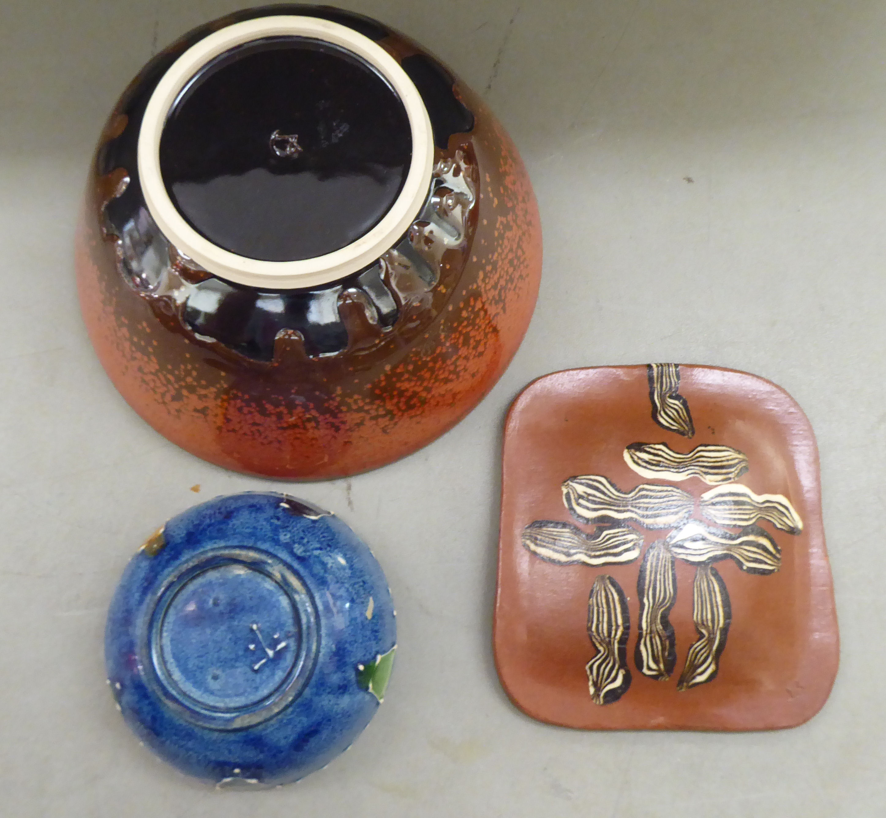 Studio and other pottery: to include a pair of pedestal cups  inscribed Mary Fenton; storage jars - Image 5 of 5