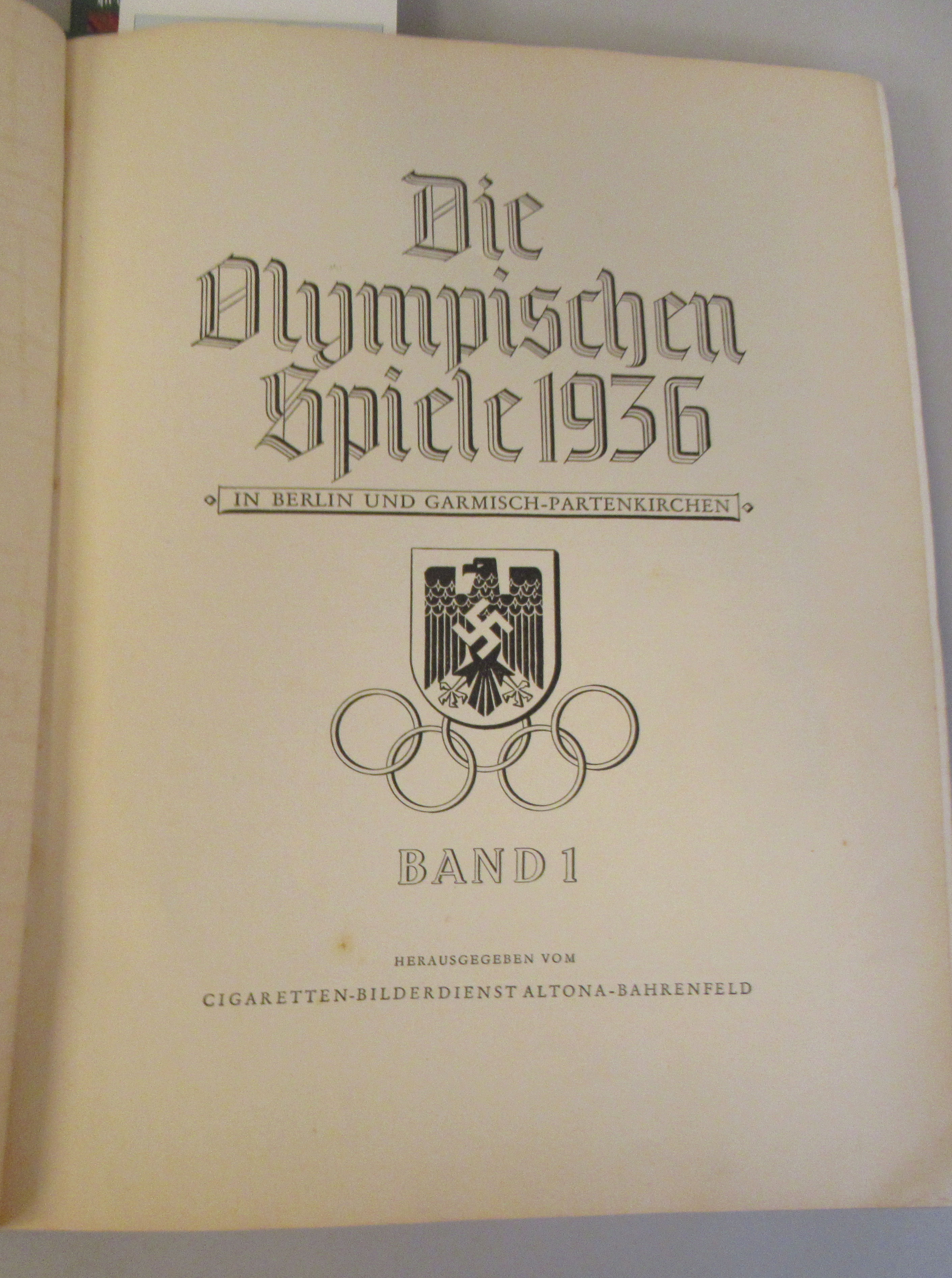 Book: 'Olympia 1936: Band 1 Die Olmpischen Winterspiele Vorschau auf Berlin' with monochrome - Image 2 of 16