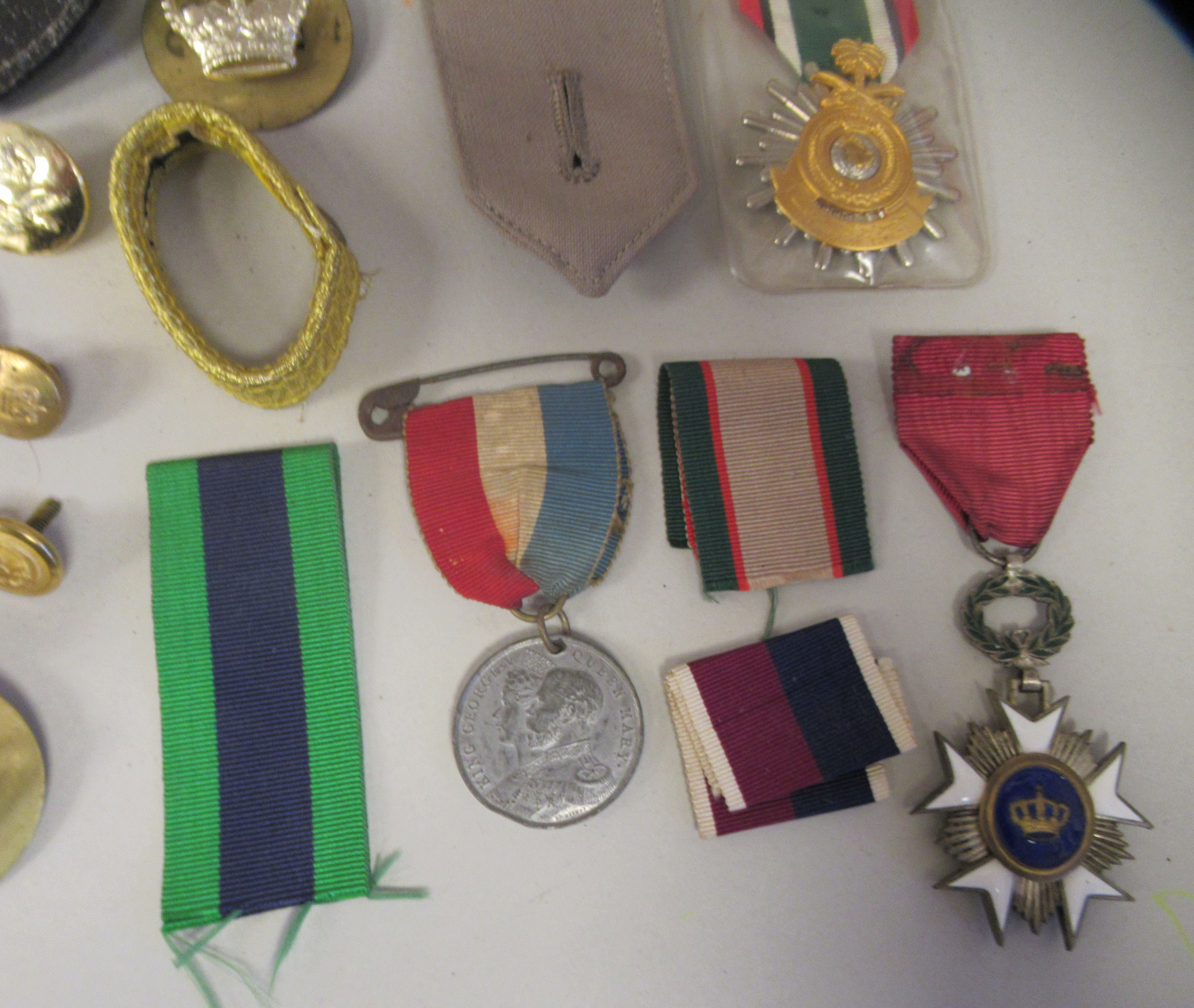 Miscellaneous militaria: to include two mess uniform waistcoats; and assorted badges  (Please - Image 4 of 8