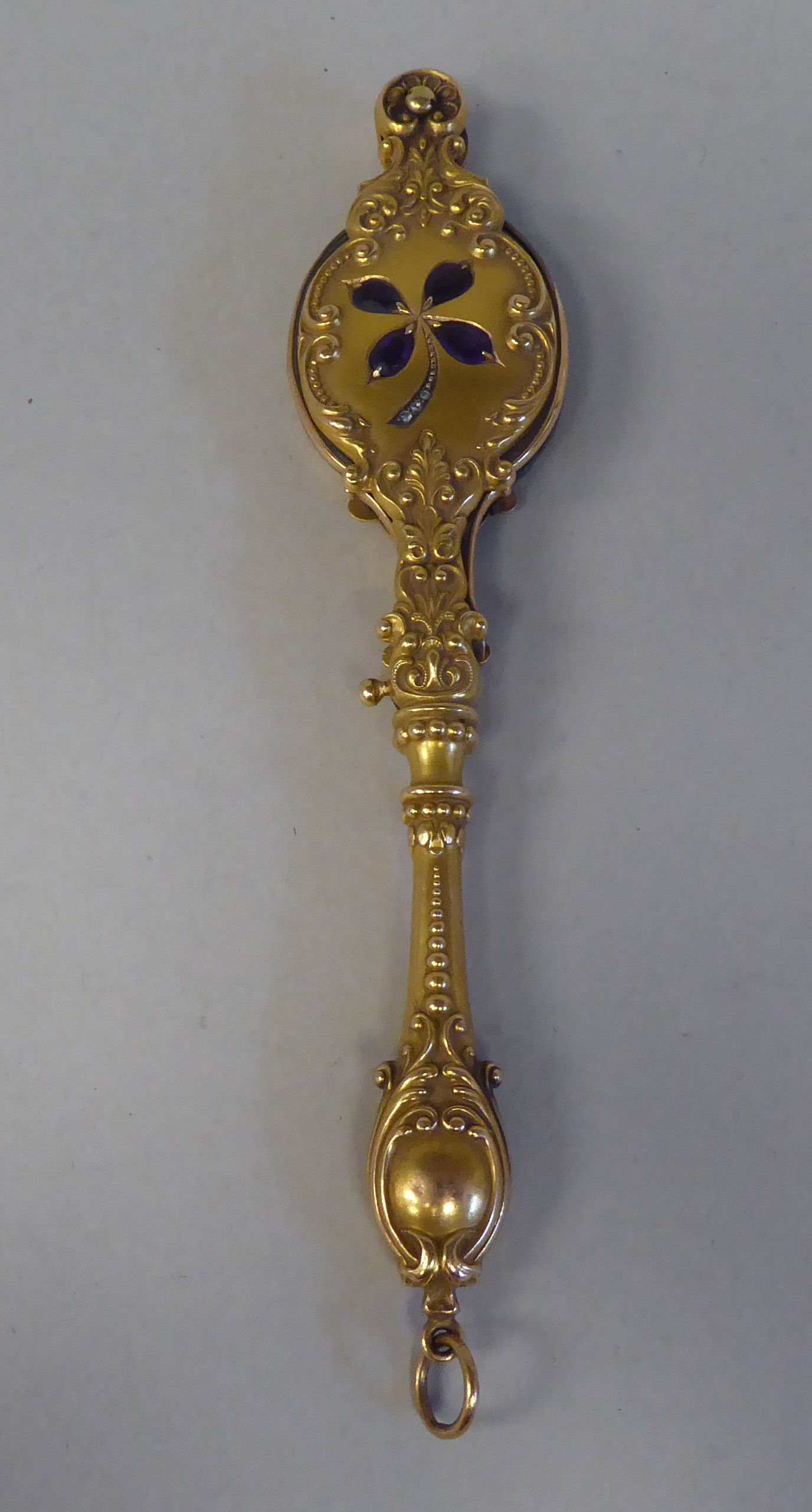 A late 19thC gilt metal mounted lorgnette, decoratively cast with engraved and other ornament and - Image 4 of 4