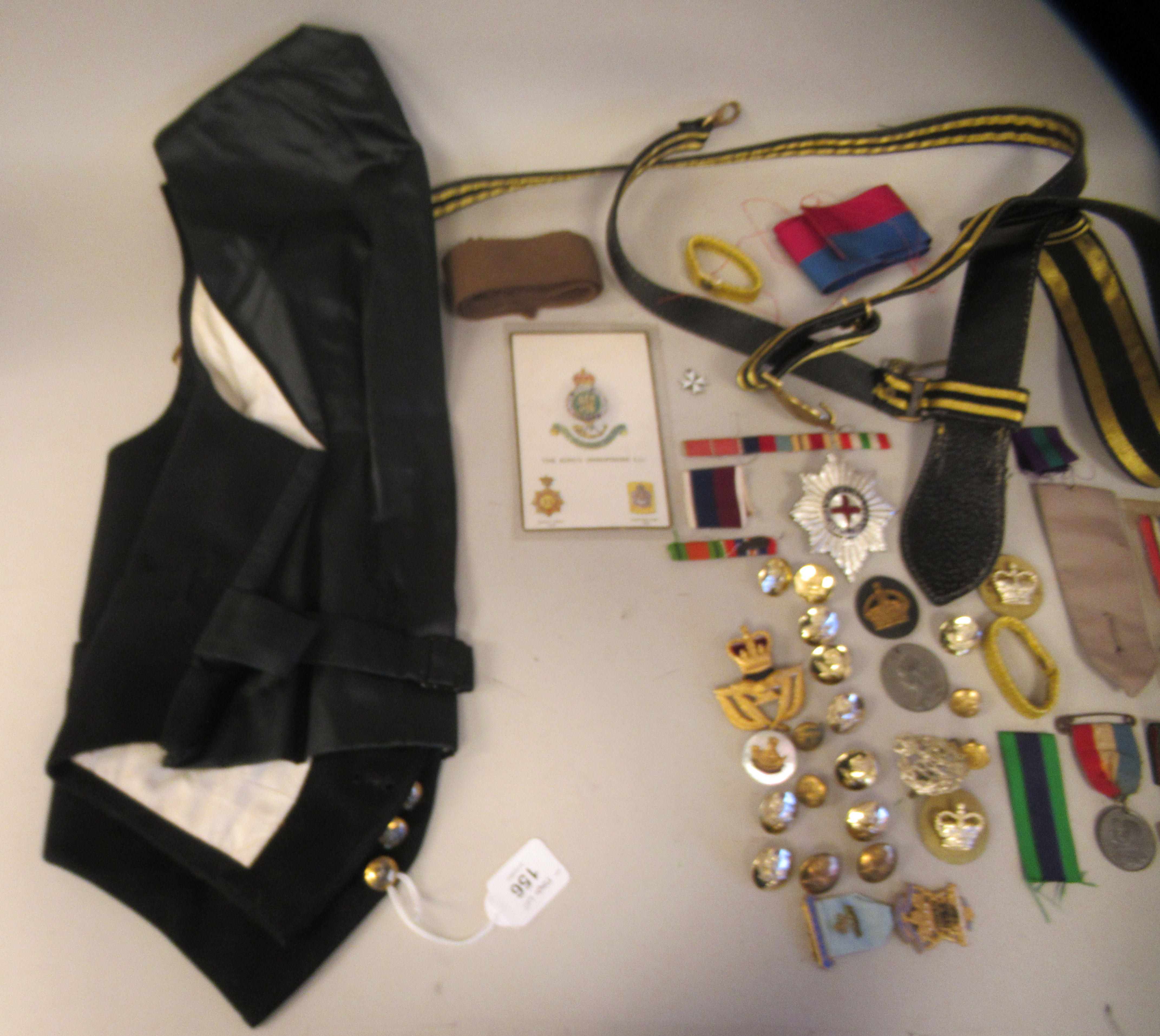 Miscellaneous militaria: to include two mess uniform waistcoats; and assorted badges  (Please - Image 6 of 8