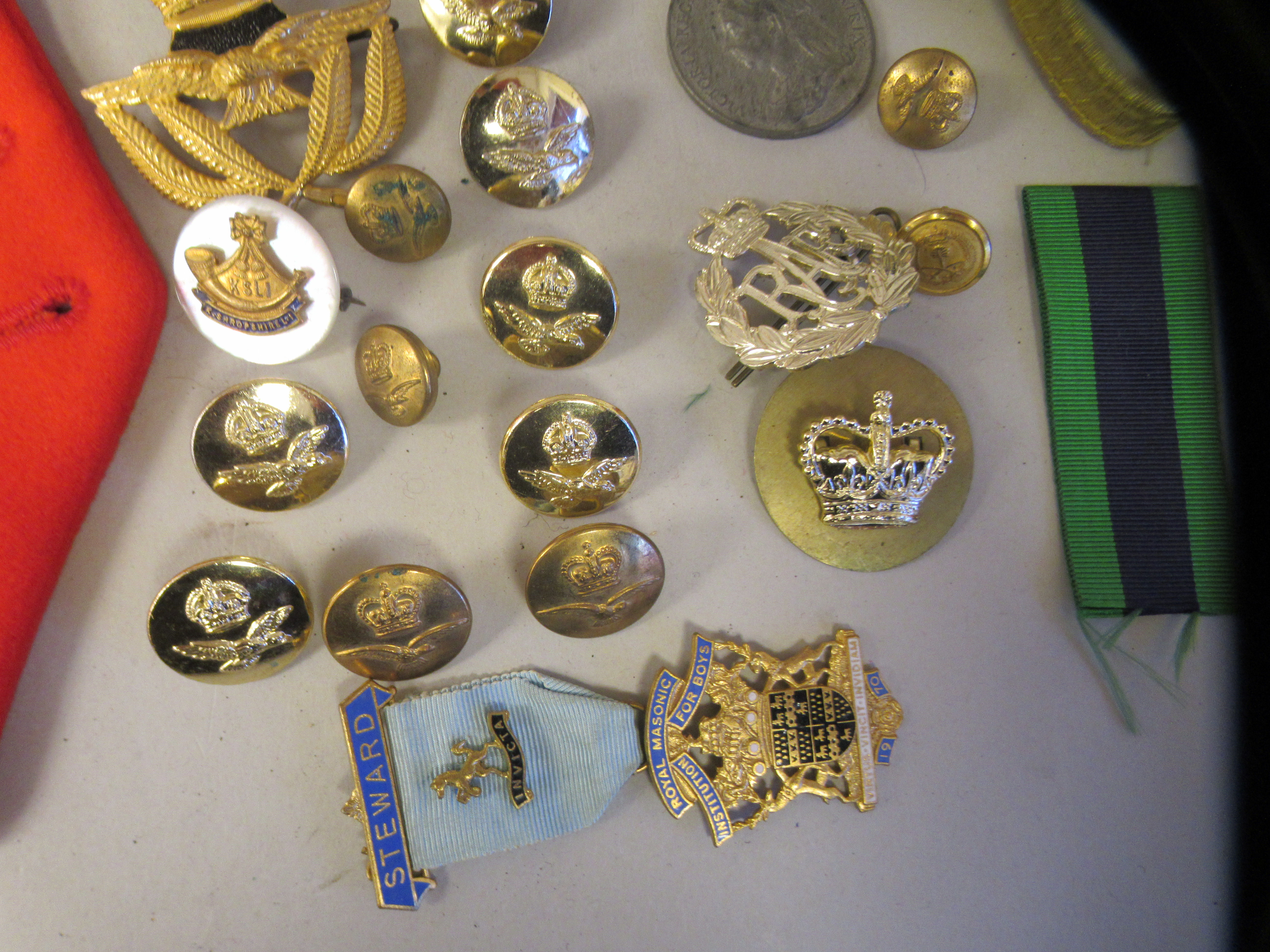 Miscellaneous militaria: to include two mess uniform waistcoats; and assorted badges  (Please - Image 3 of 8